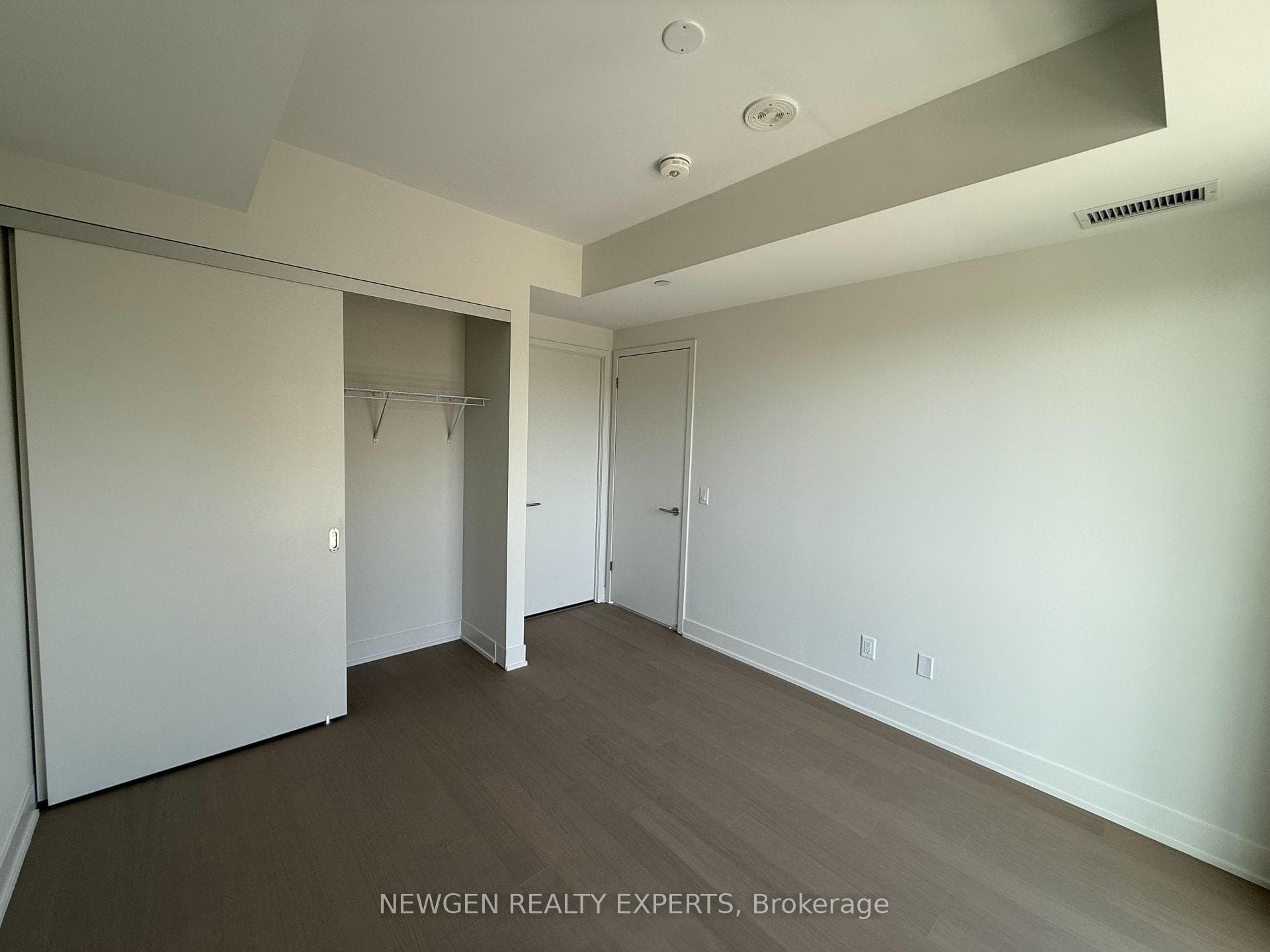 322 Dupont Street Unit 301 photo 13