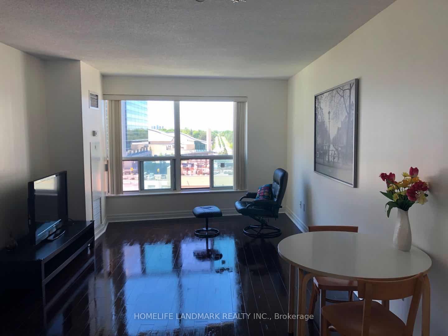 188 Doris Avenue Unit 917 photo 2