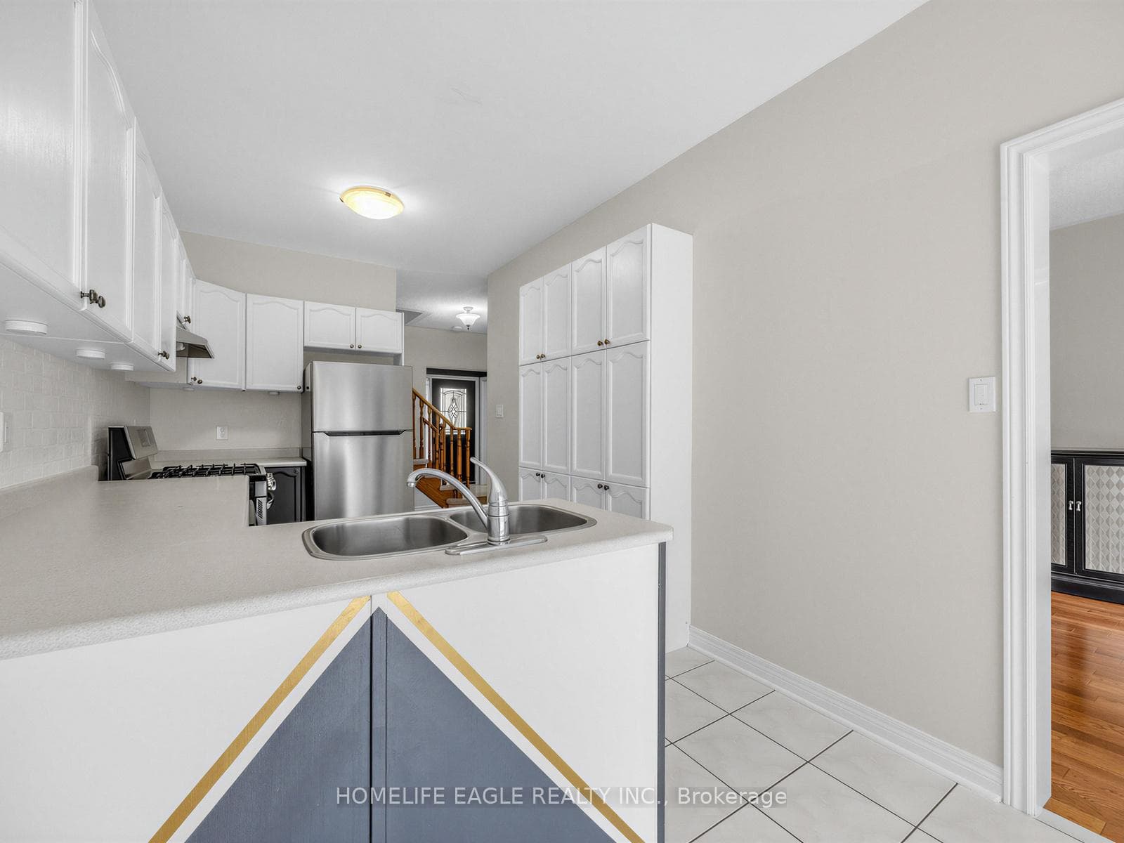 101 Downey Circle photo 15
