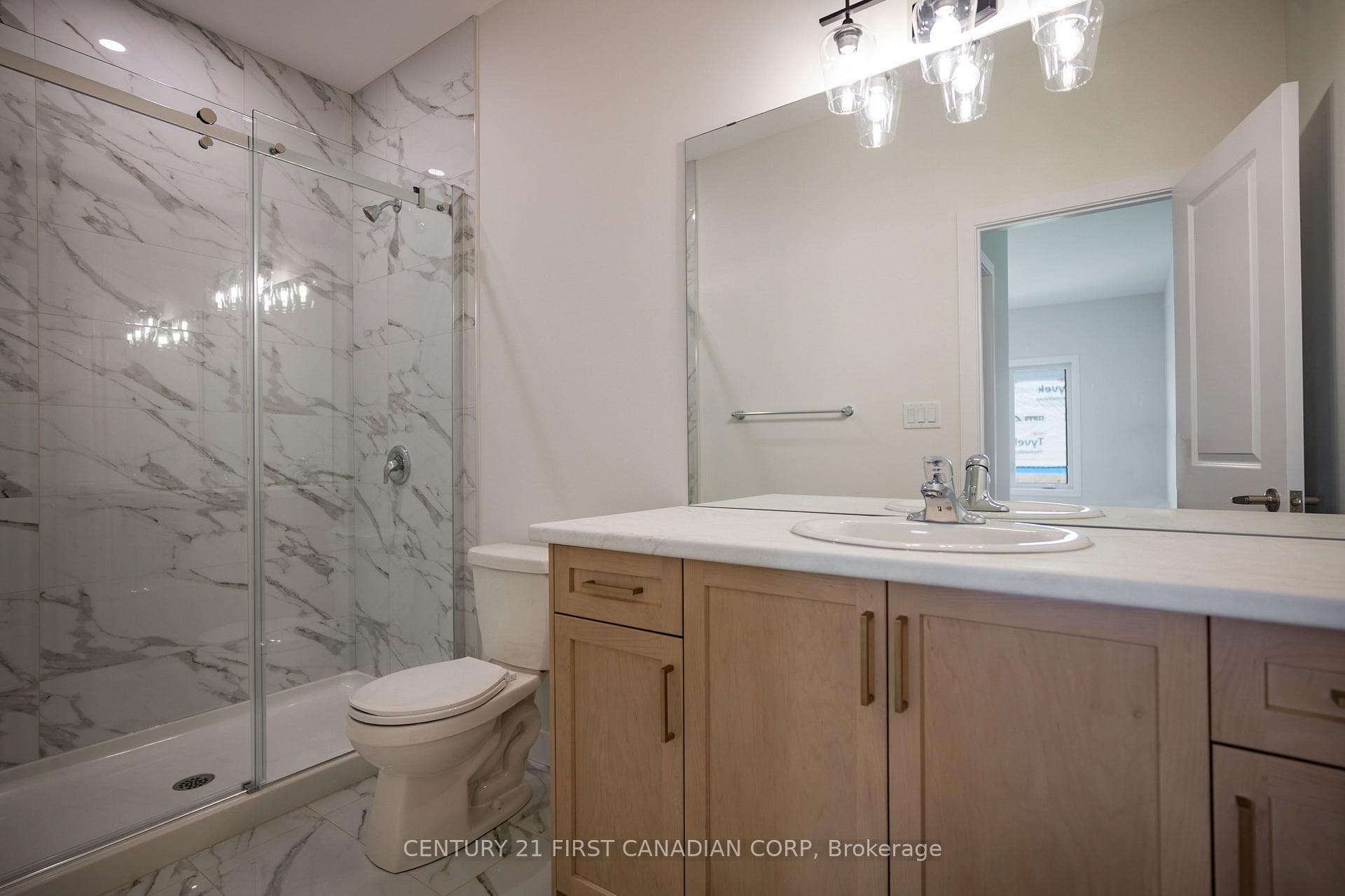 6674 Hayward Drive photo 15