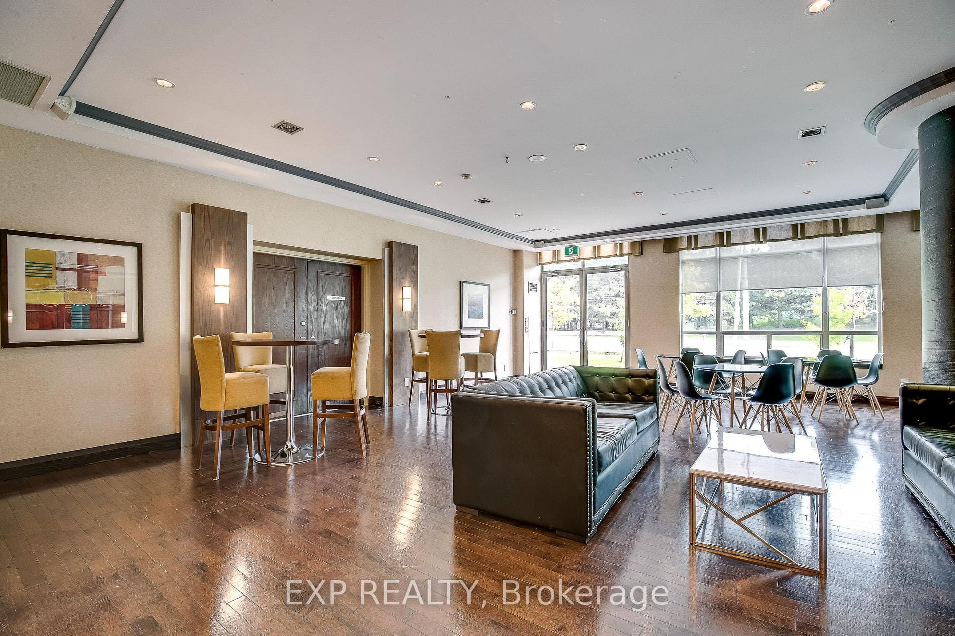 3504 Hurontario Street Unit 2303 photo 18