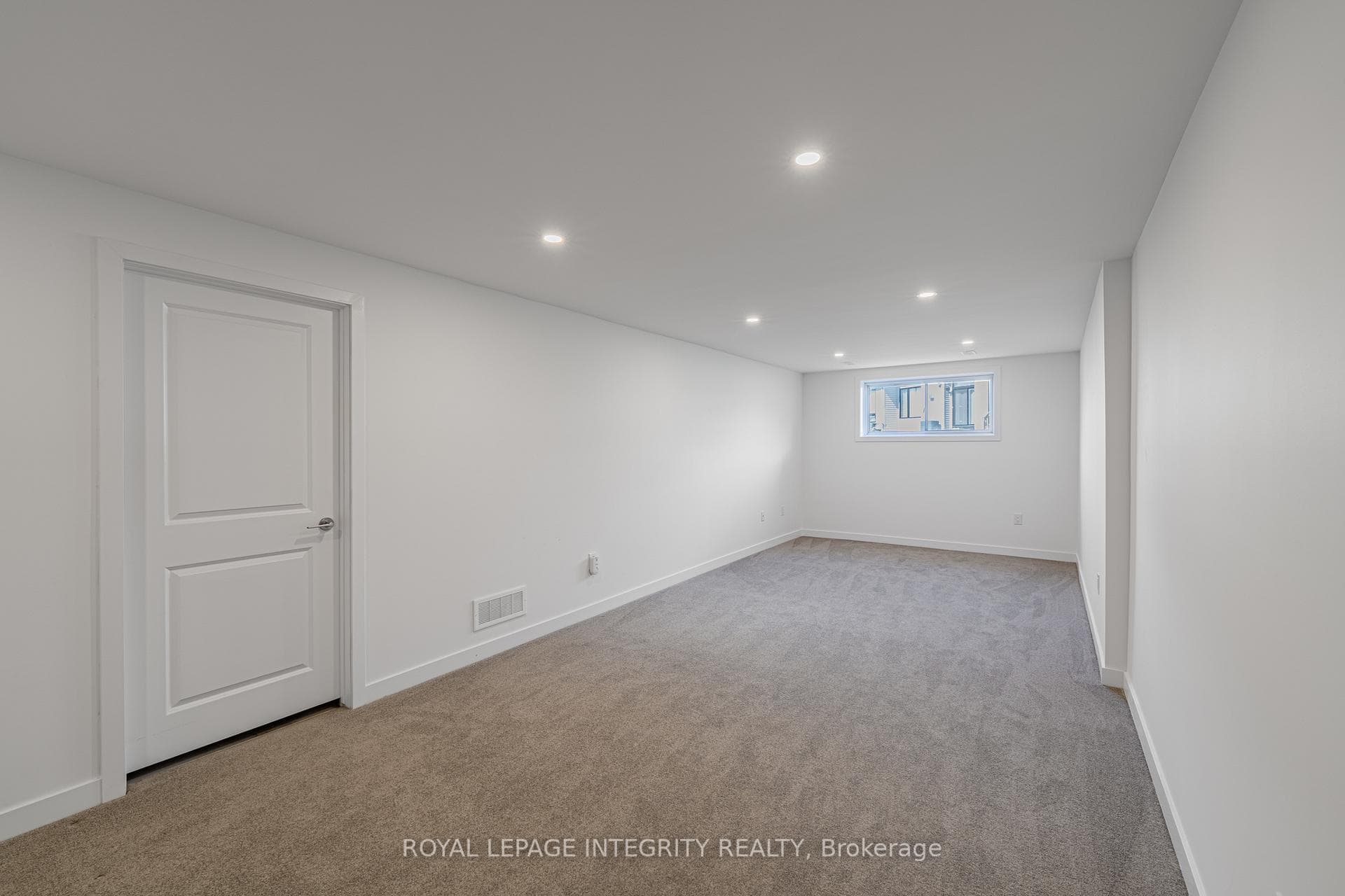 53 MAIZE Street photo 31