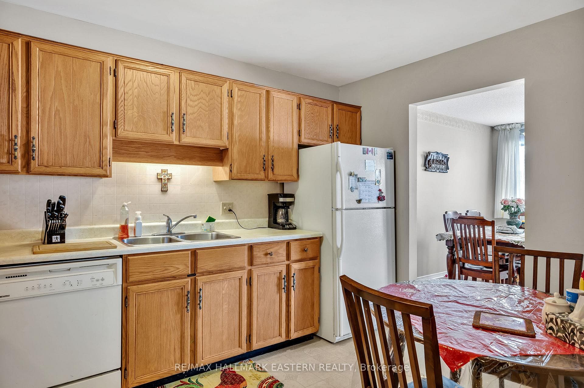 36 Champlain Crescent Unit 1 photo 17