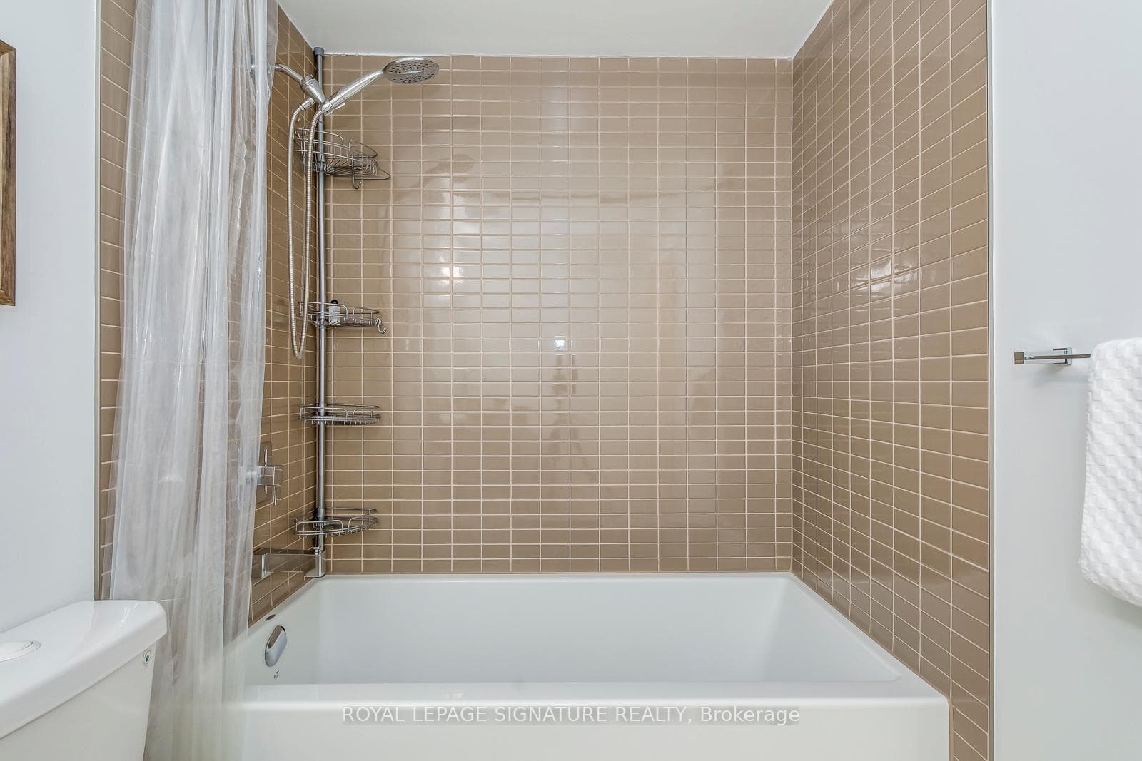 200 Bloor Street Unit 401 photo 27