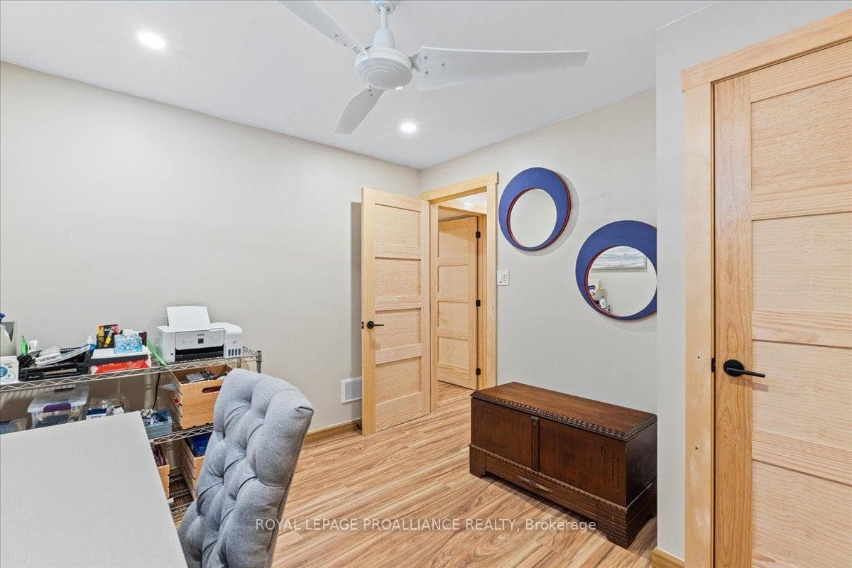 30 Caroline Street photo 29