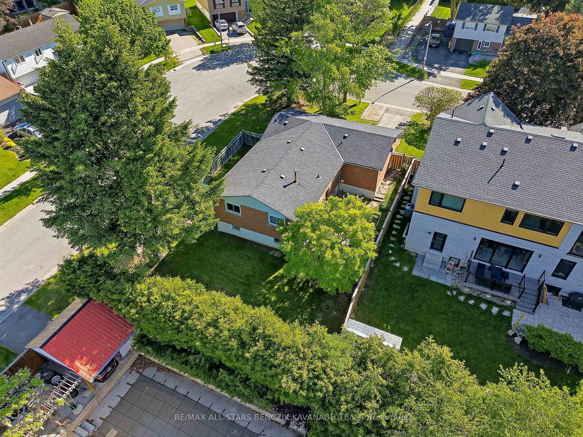 30 Sir Caradoc Place photo 22