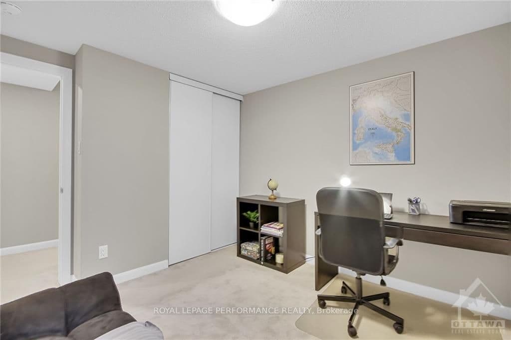 1213 CHAPMAN MILLS Drive Unit 2 photo 24