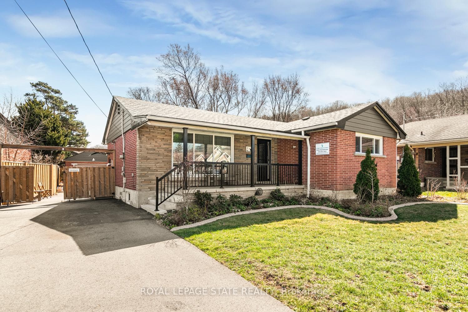7 Cherrywood Drive photo 1