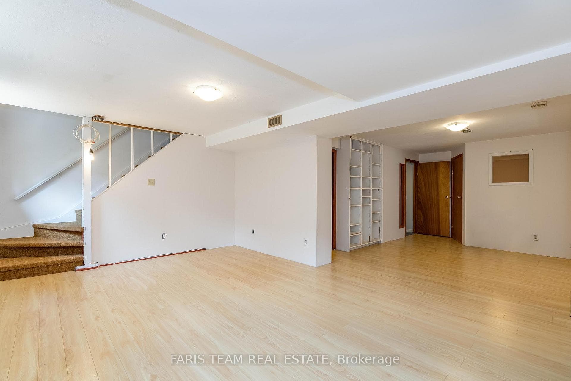 18 Downsview Drive photo 16