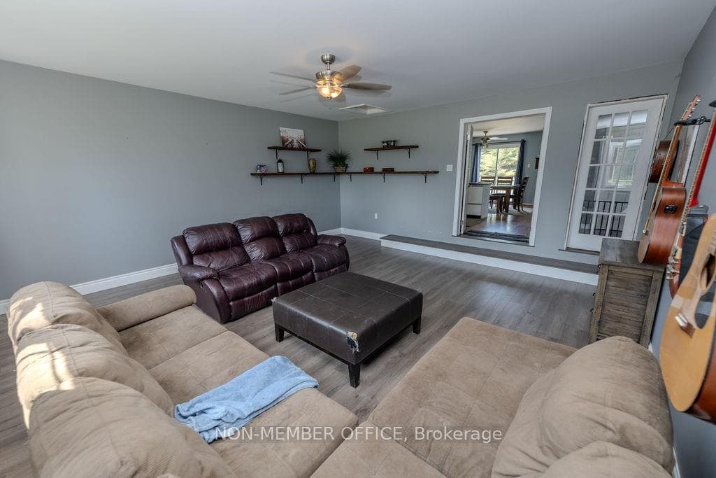433 STATION Road photo 13