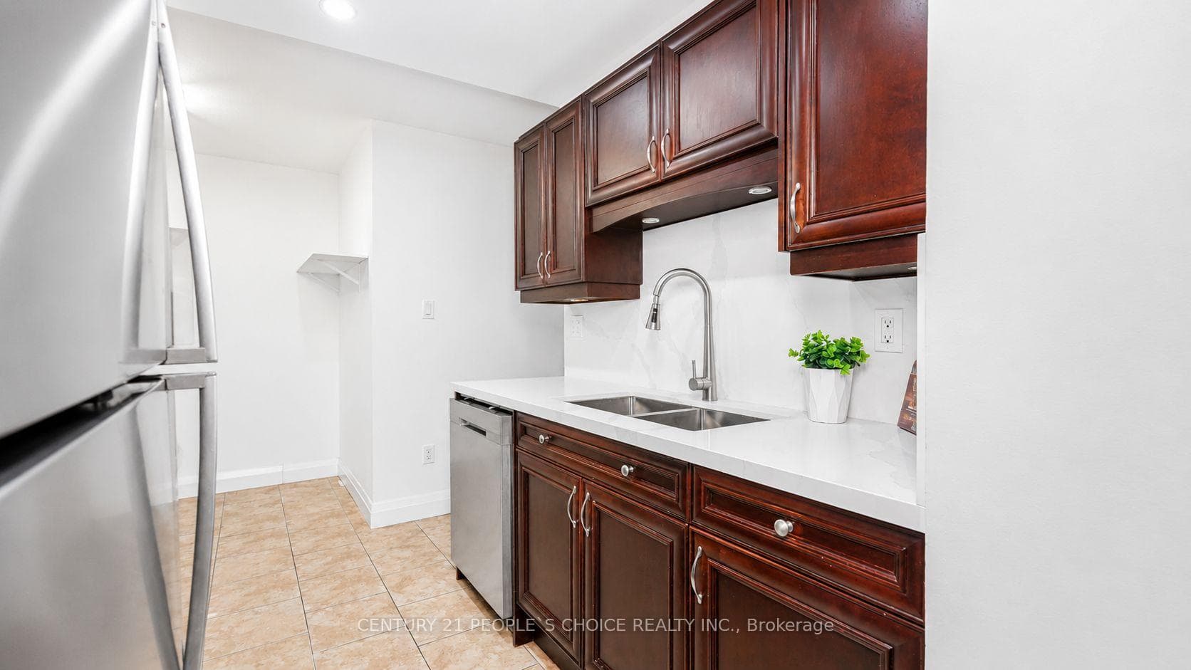 30 Malta Avenue Unit 302 photo 4