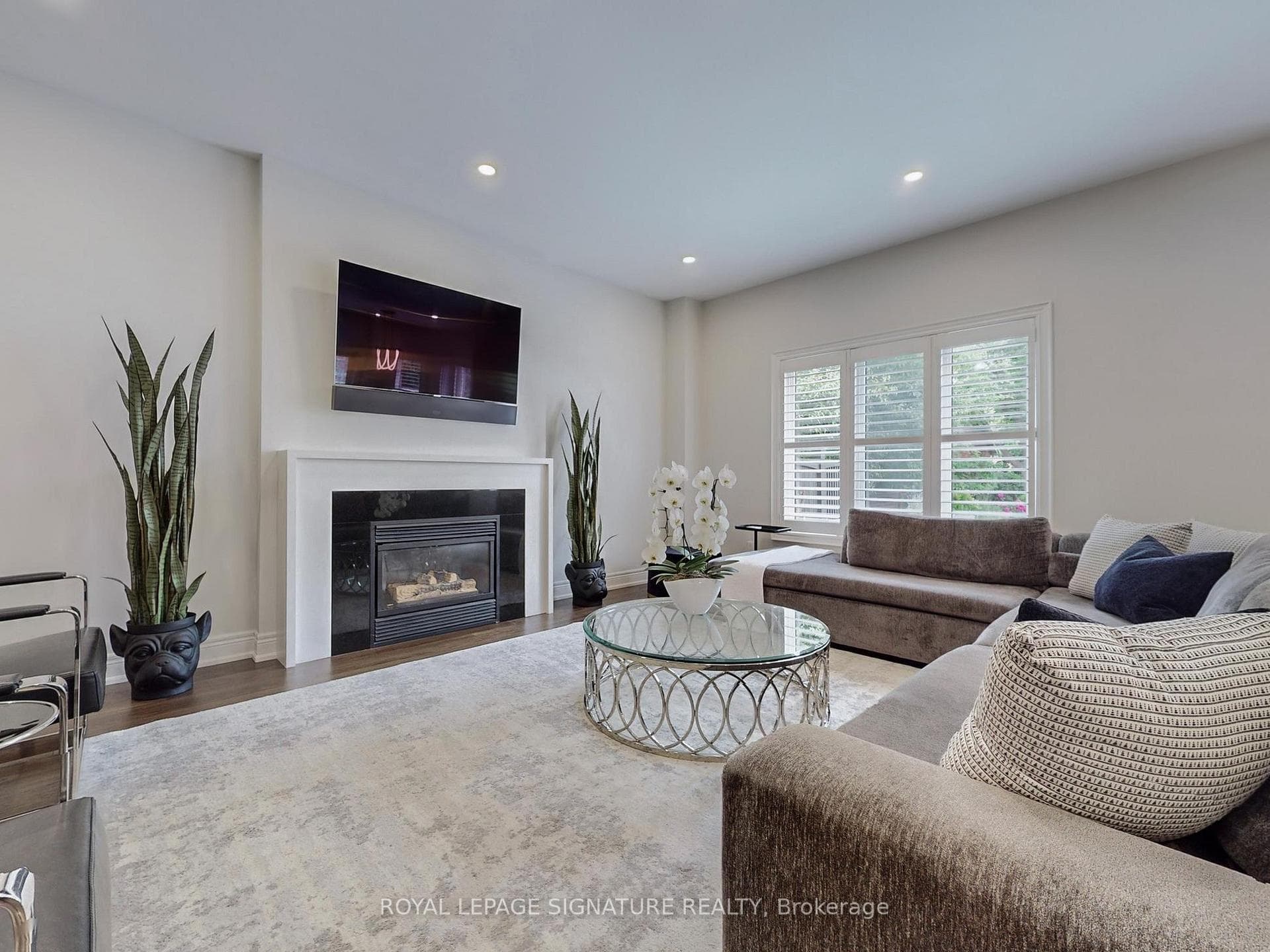 84 Angus Glen Boulevard photo 5