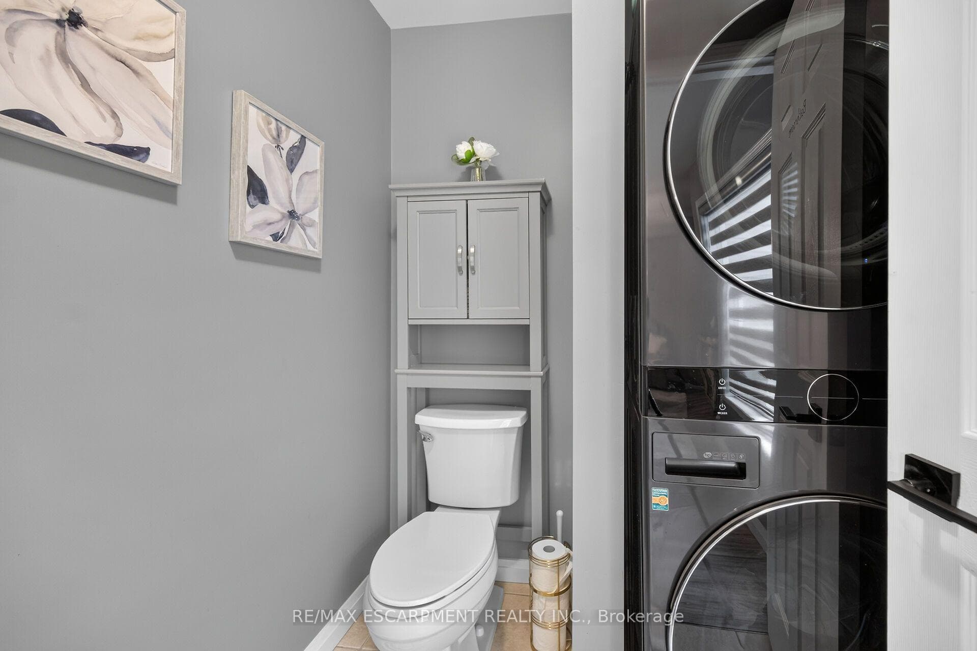 1328 Upper Sherman Avenue Unit 17 photo 18