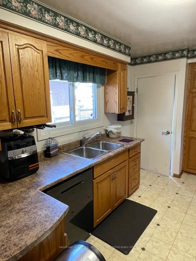 43 Gearin Street photo 4