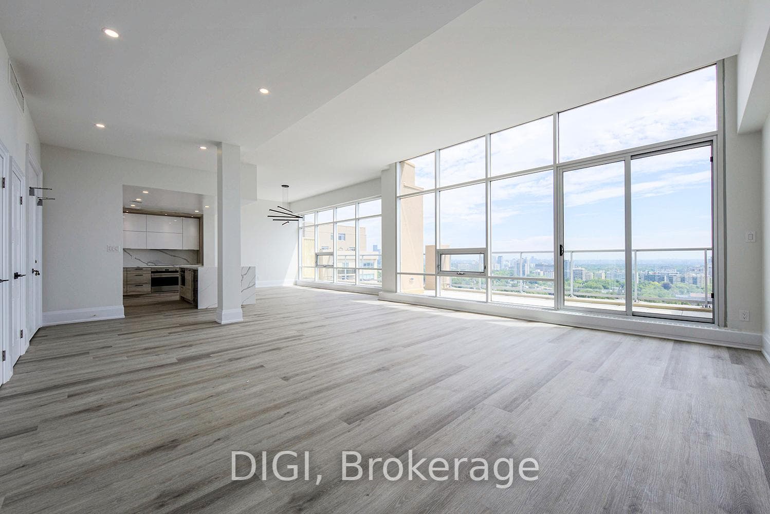 400 Walmer Road Unit PH5 photo 2