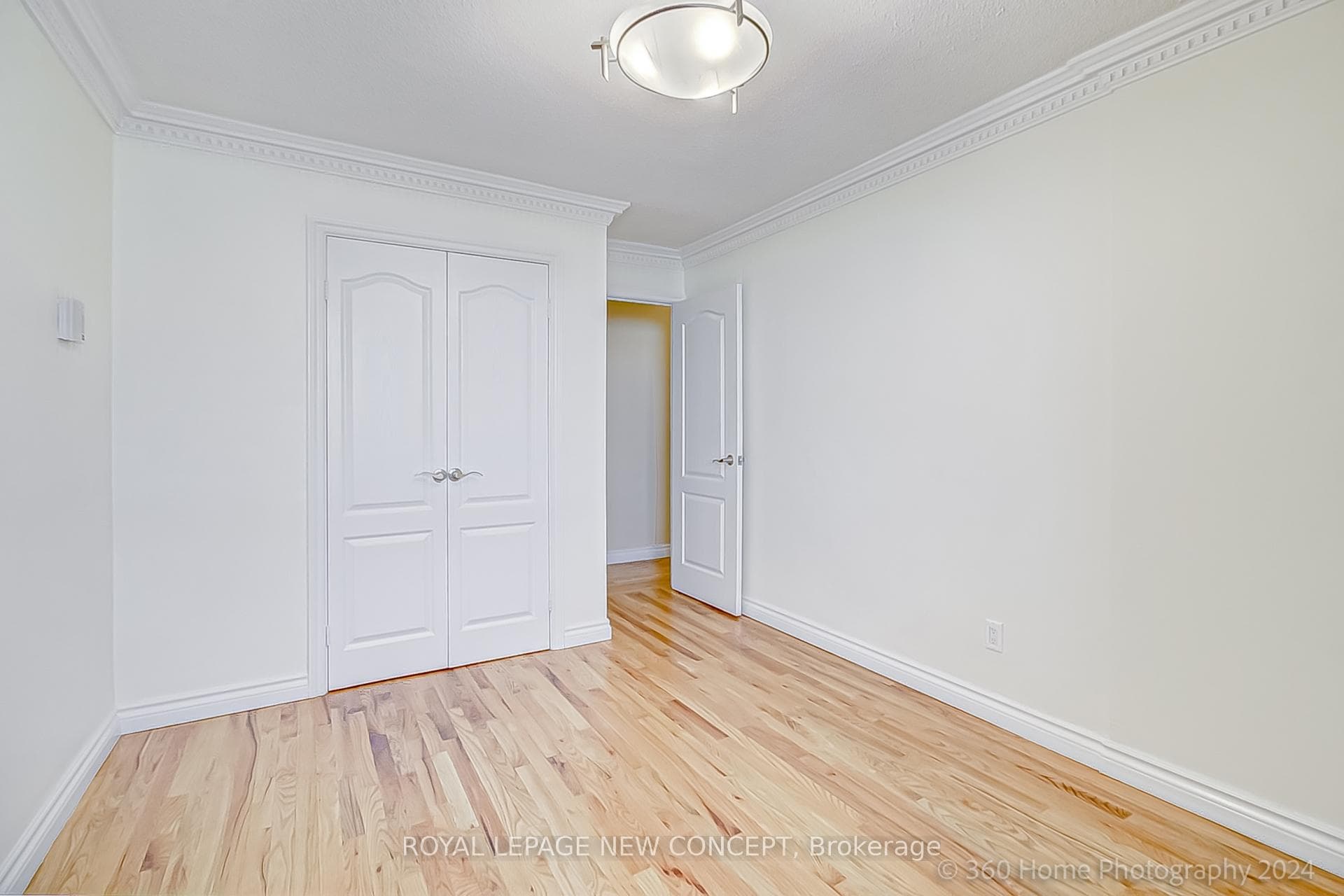 1 Royal Orchard Boulevard Unit 1002 photo 6
