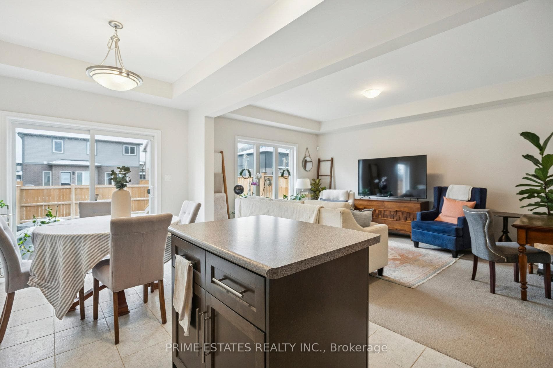 26 Lymburner Street photo 16