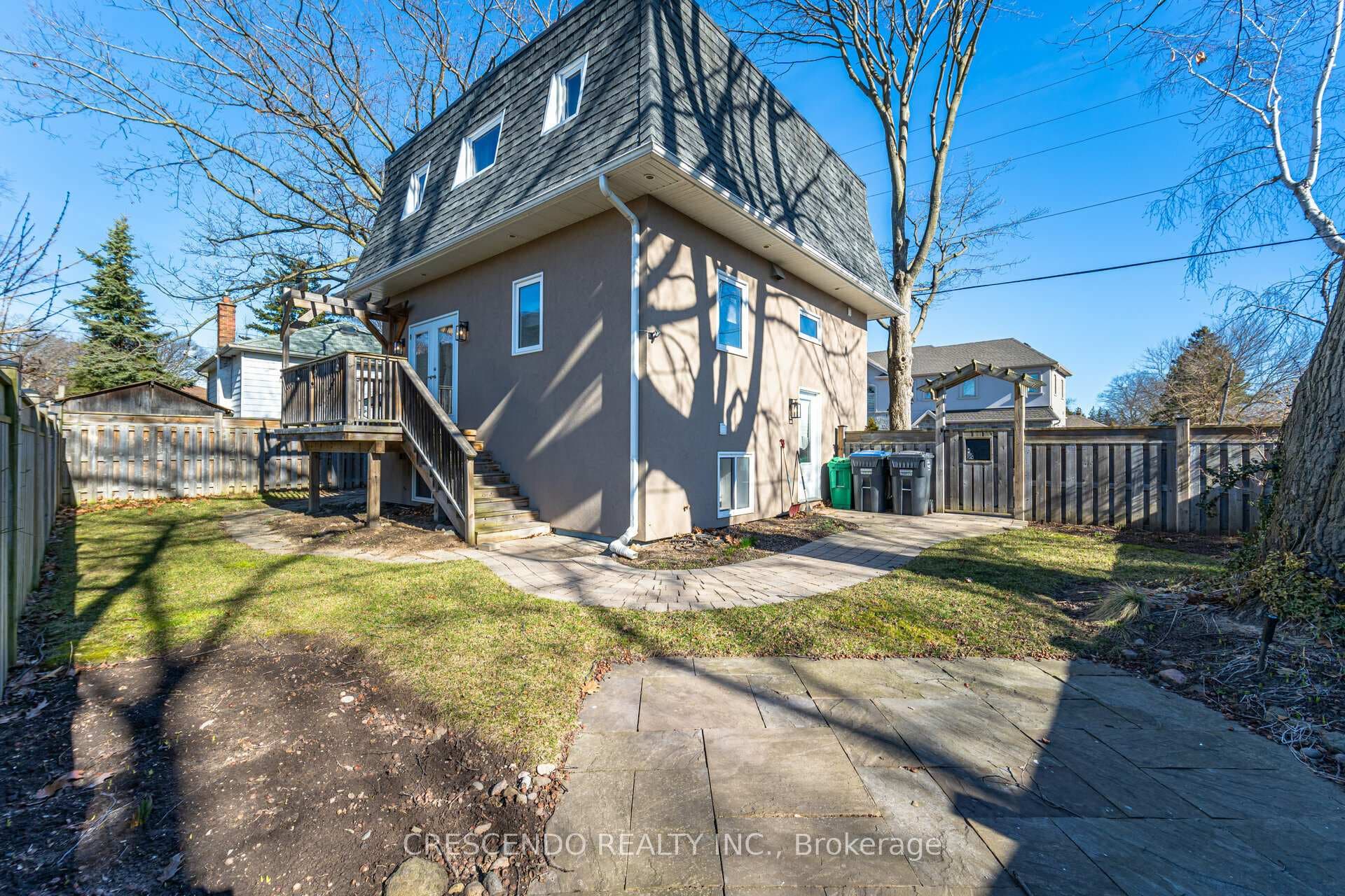 1164 Crossfield Bend photo 31