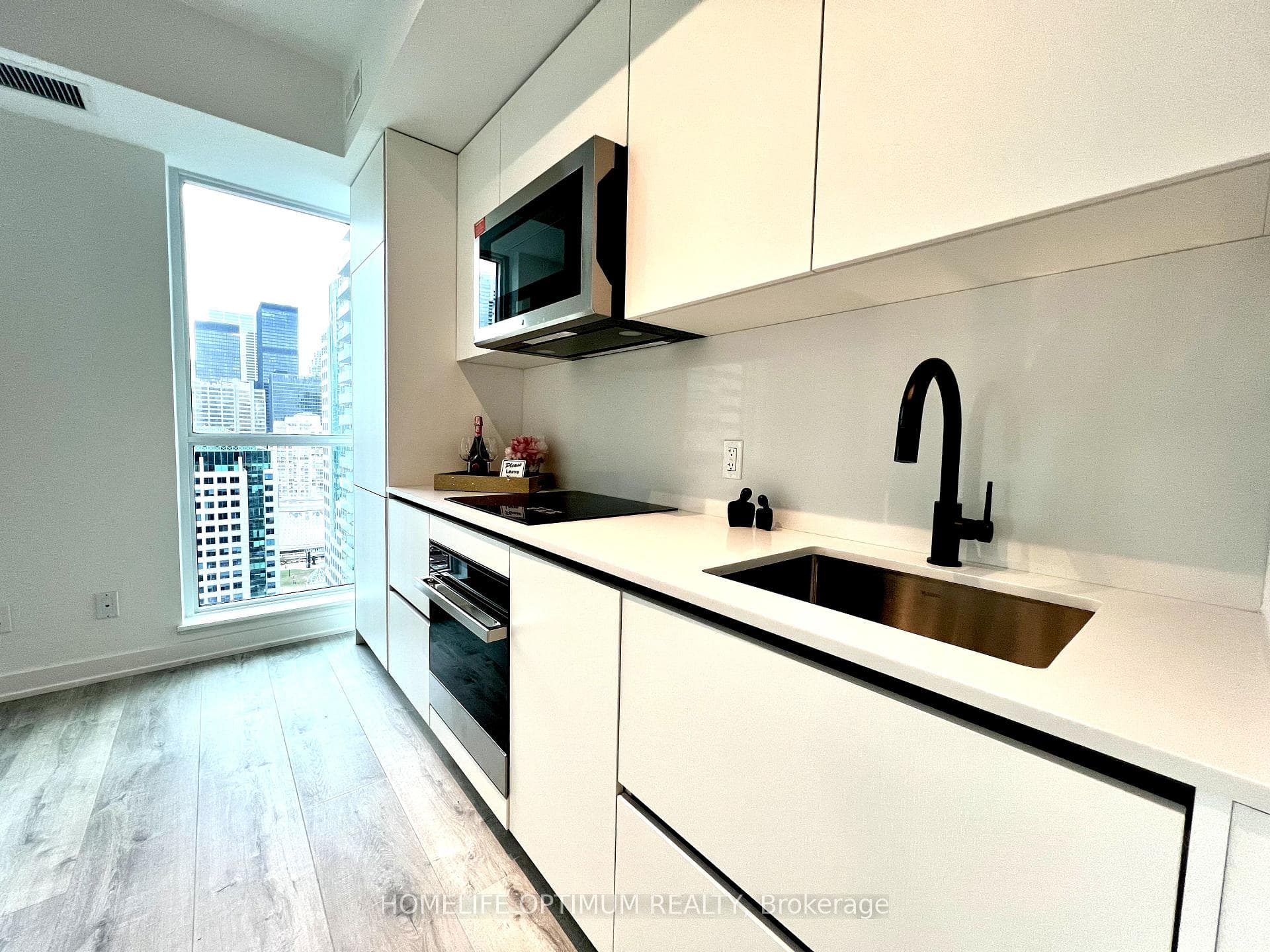 327 King Street Unit 2301 photo 10