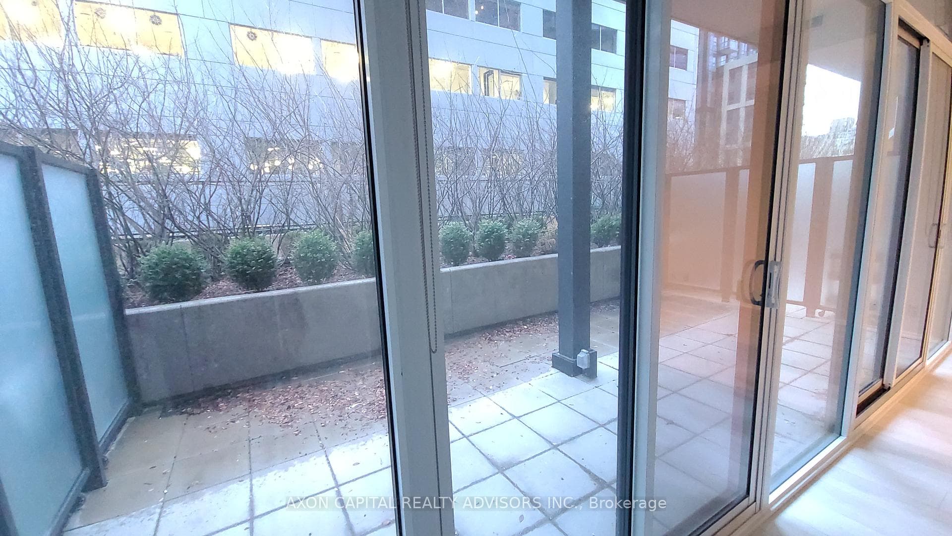 125 Peter Street Unit 510 photo 11