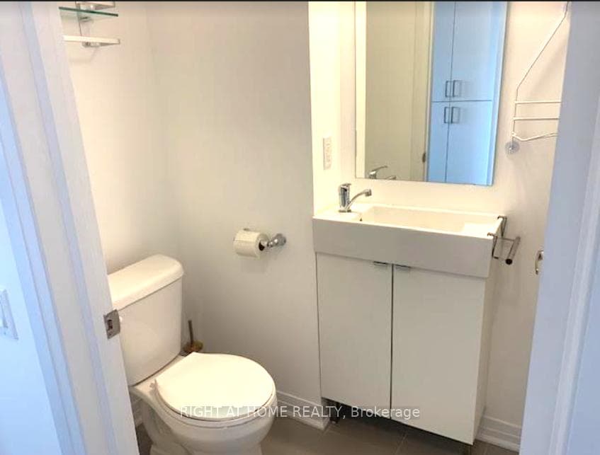 1900 Simcoe Street Unit 604 photo 13