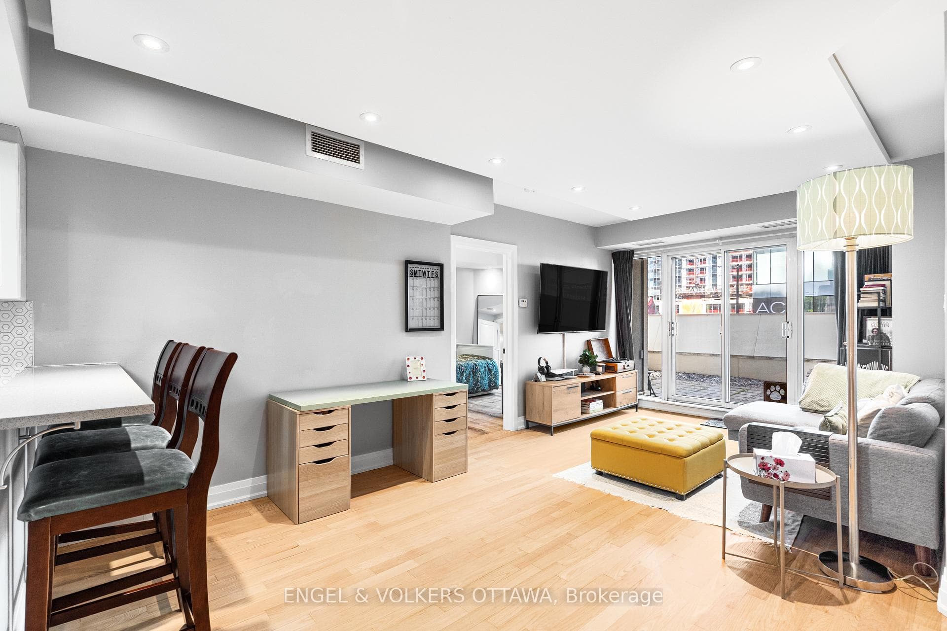 200 RIDEAU Street Unit 202 photo 19