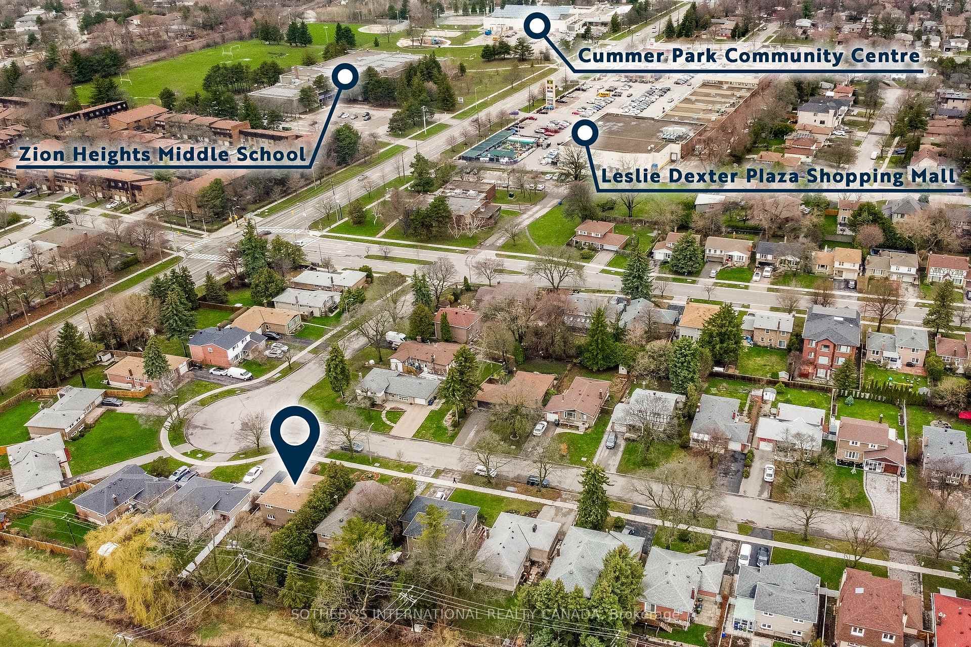 21 Summerside Crescent photo 37