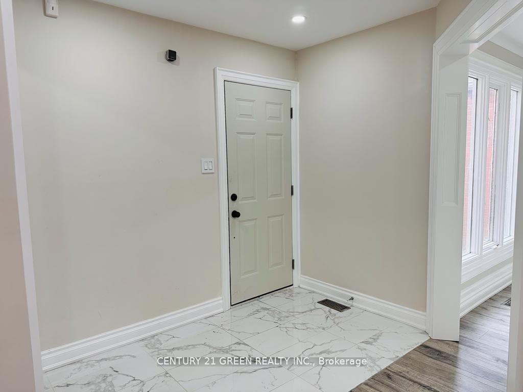24 Sullivan Drive photo 6