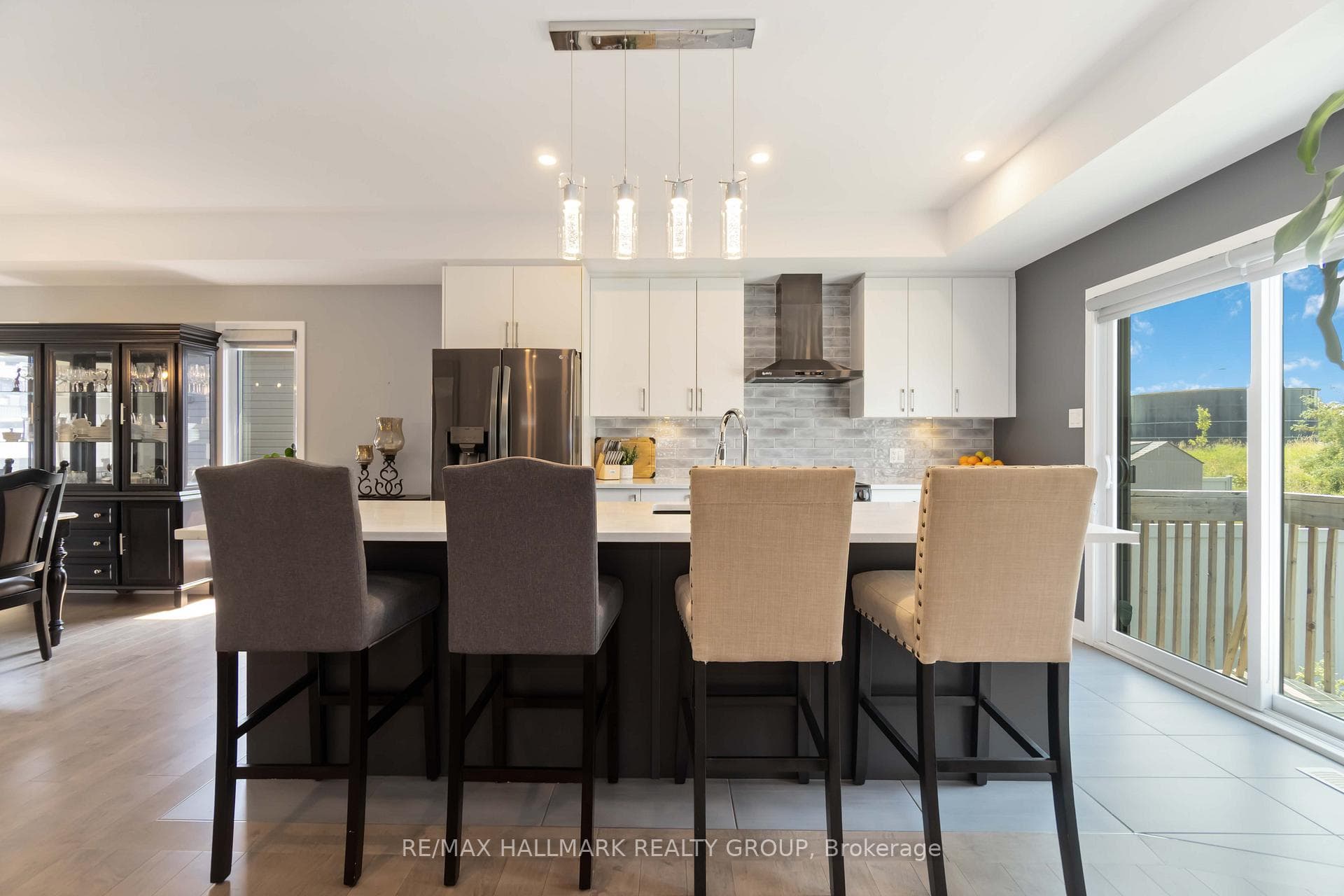 184 Bordeau Street photo 14