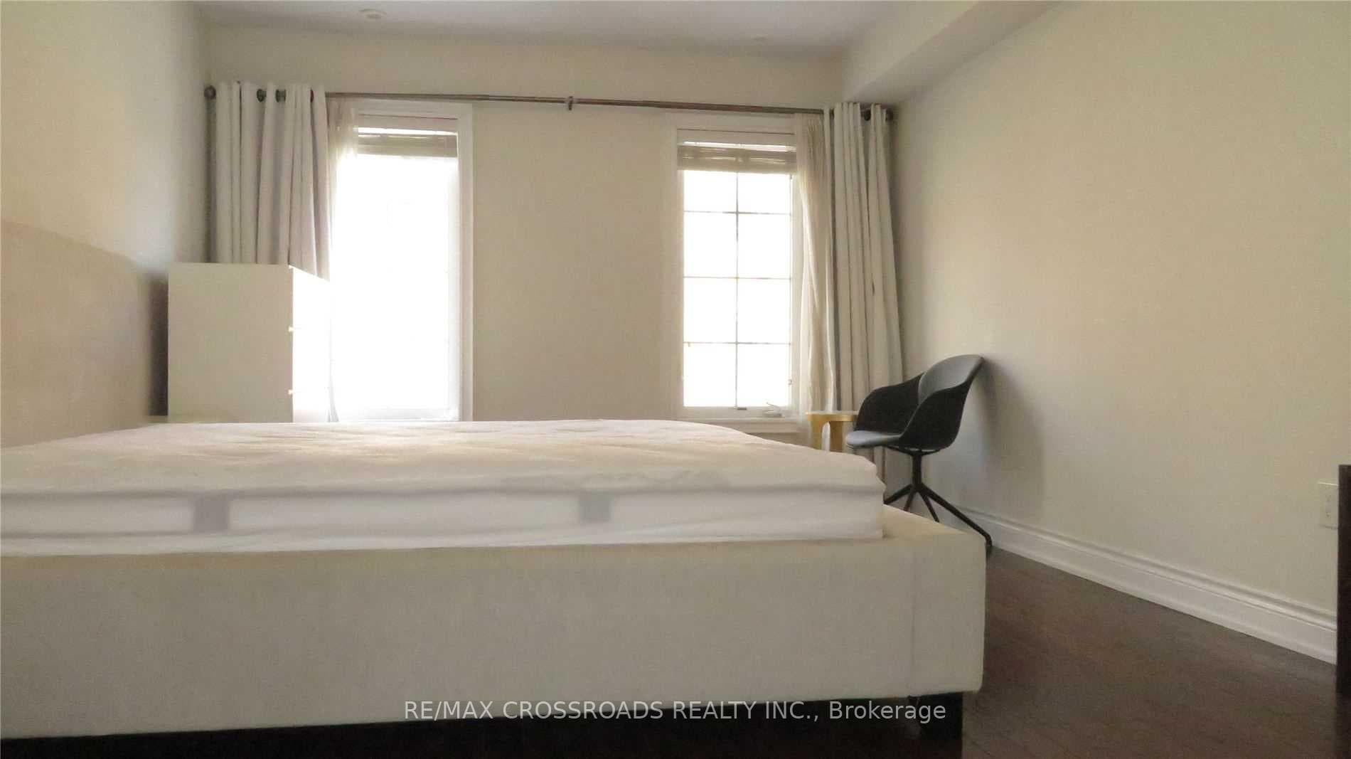 20 Hargrave Lane Unit 12 photo 13