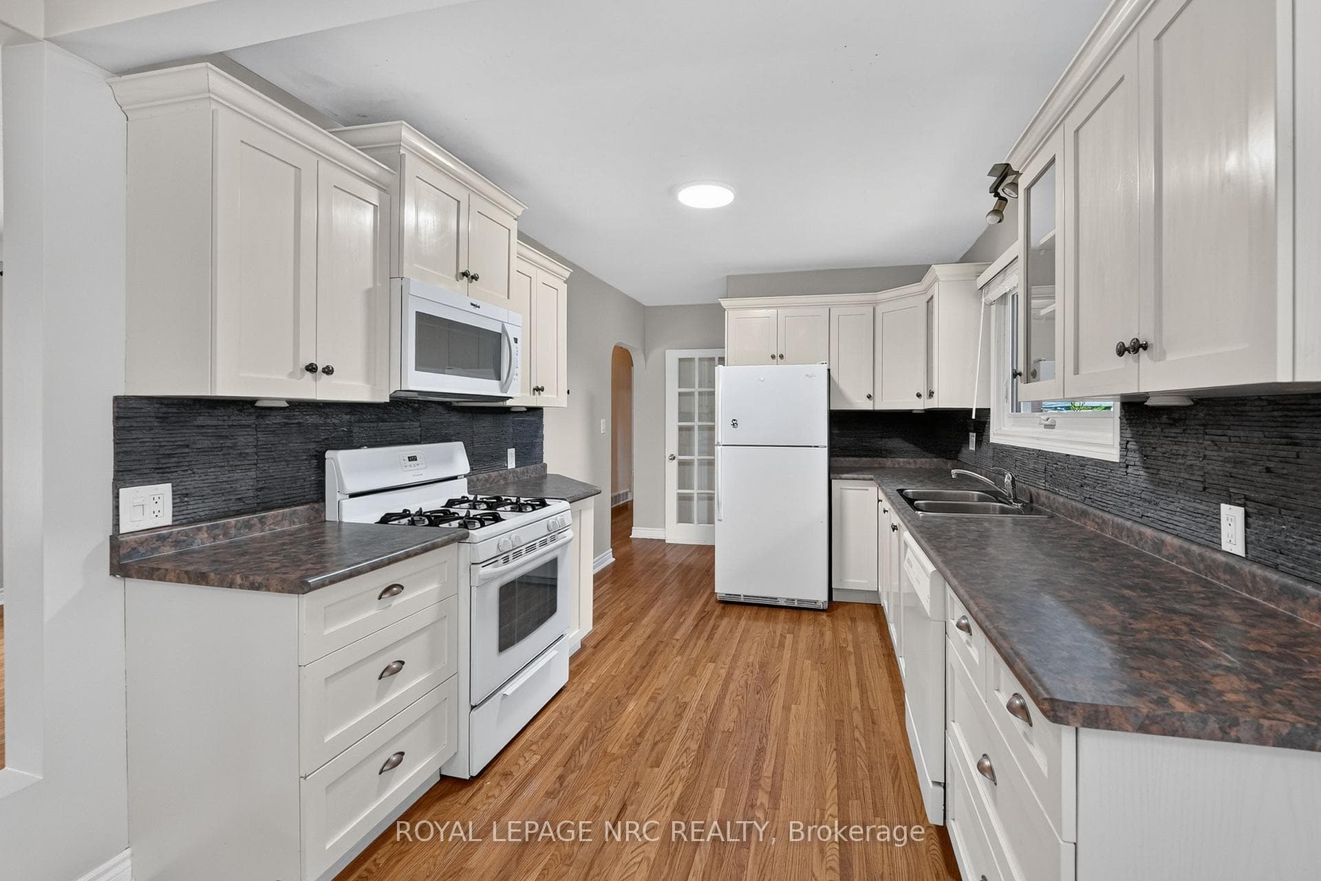 22 Mckenzie Street photo 8