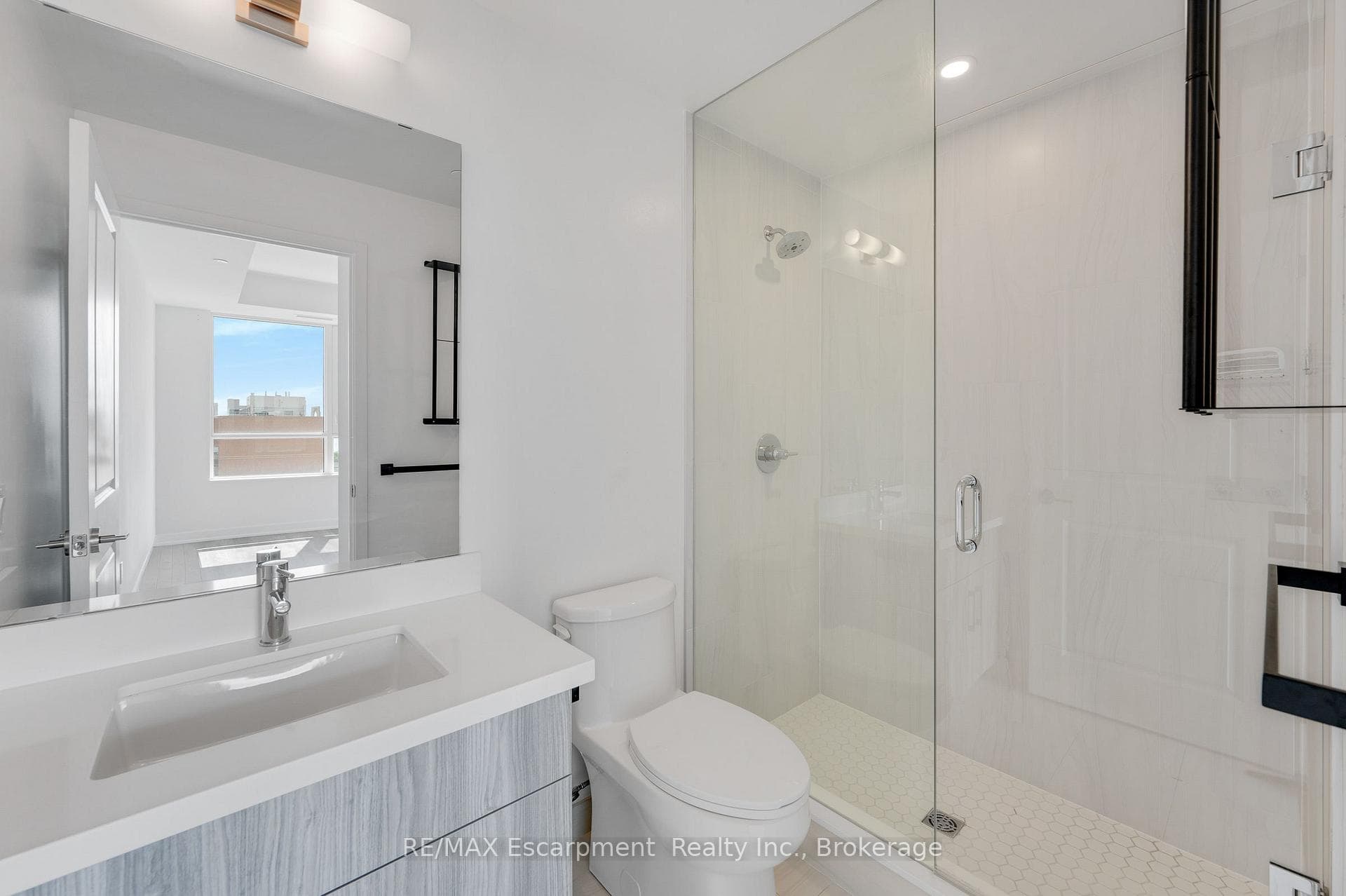 2007 James Street Unit 704 photo 20