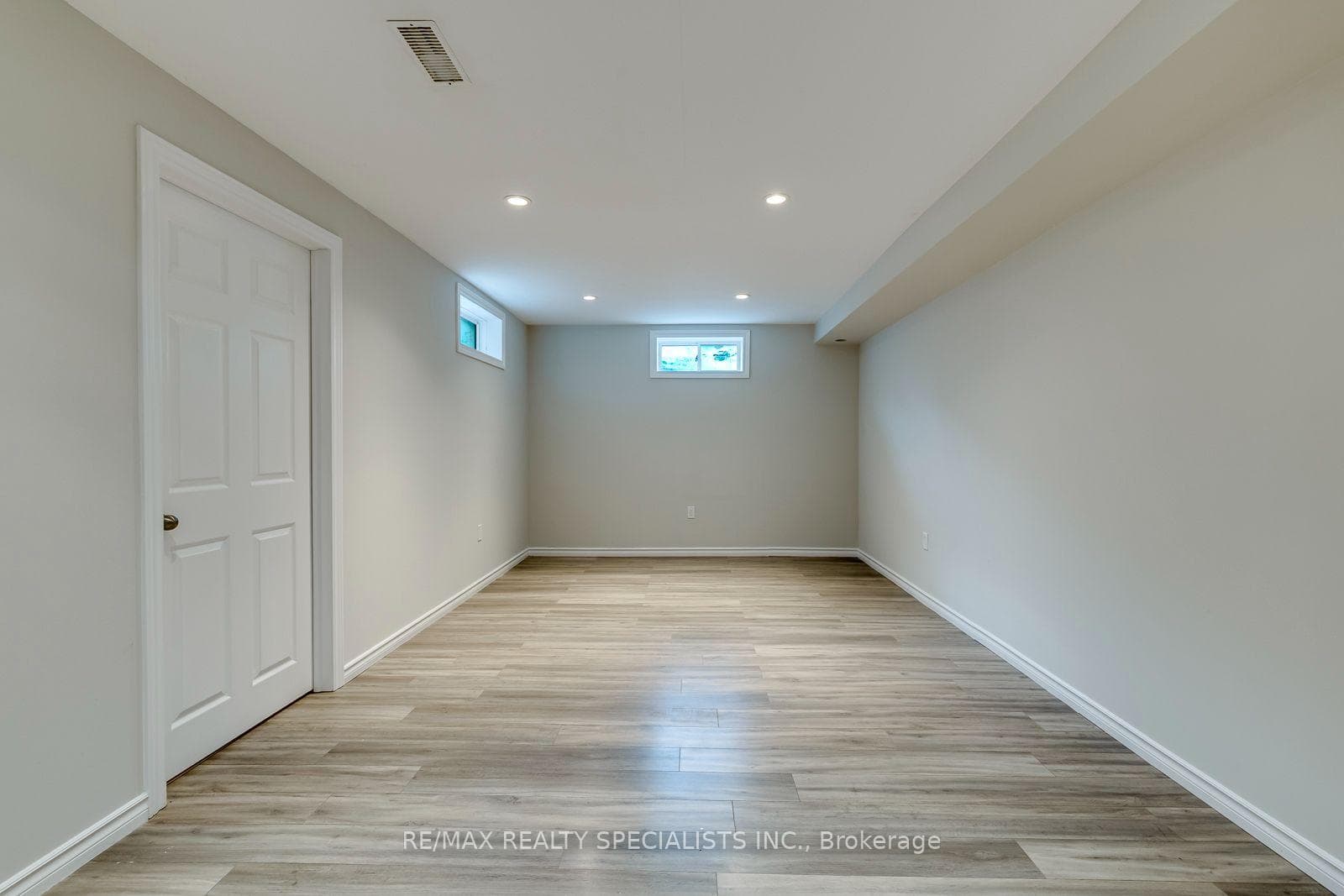 20 Wellman Crescent photo 38