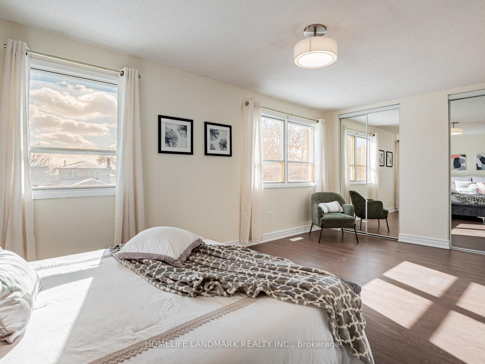 36 Greenbelt Crescent photo 18