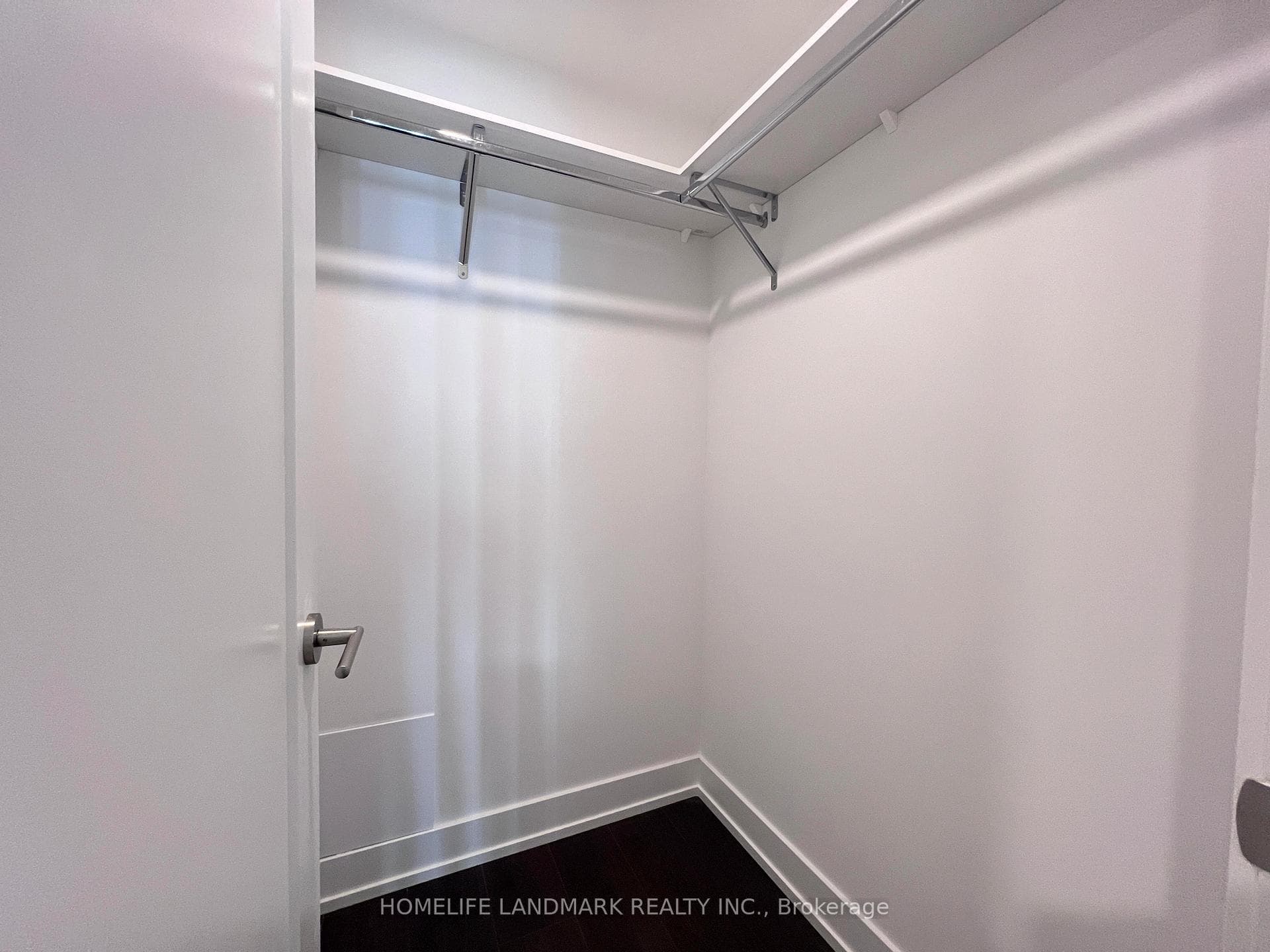 8 Cedarland Drive Unit 602 photo 8