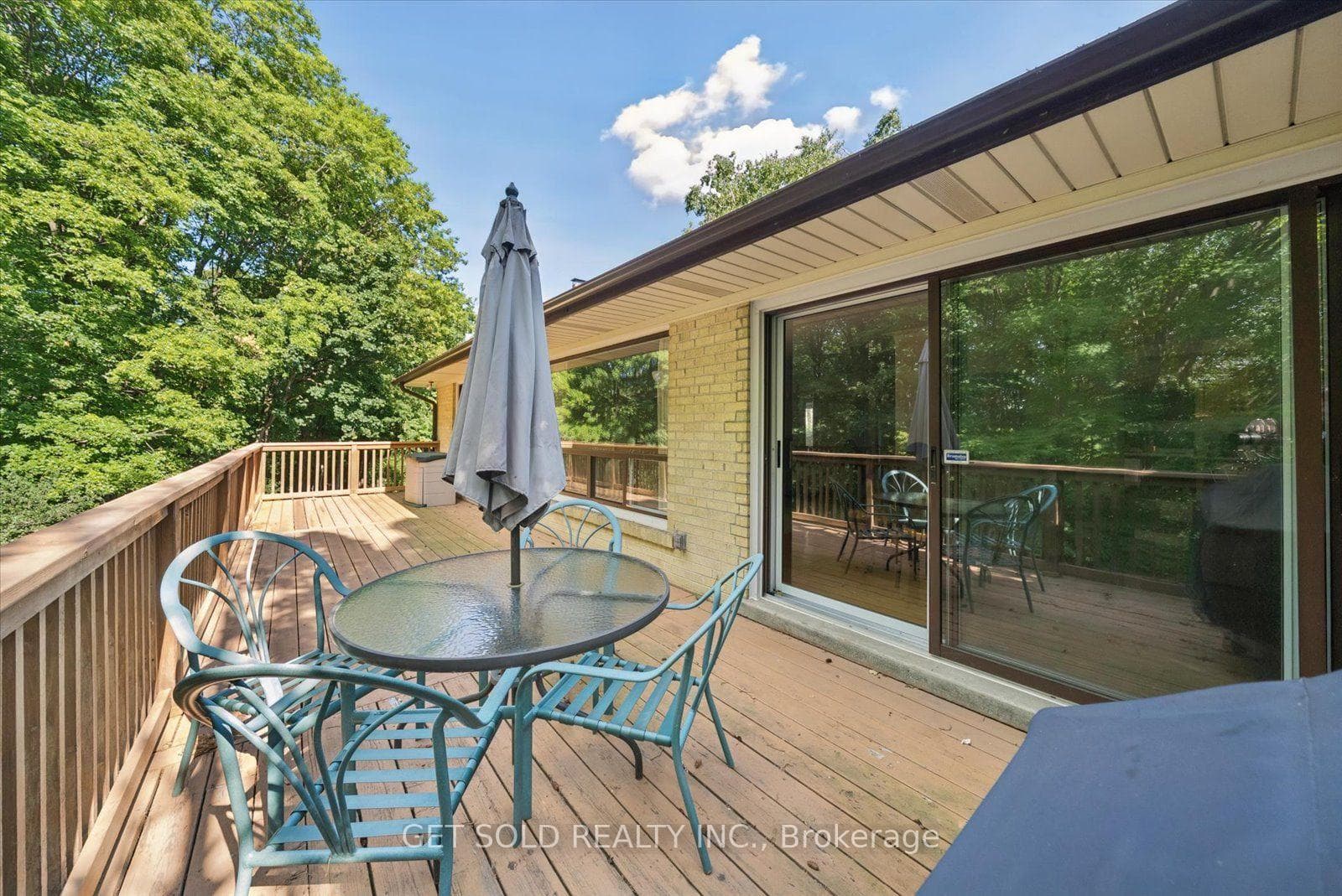 deck off of dining room