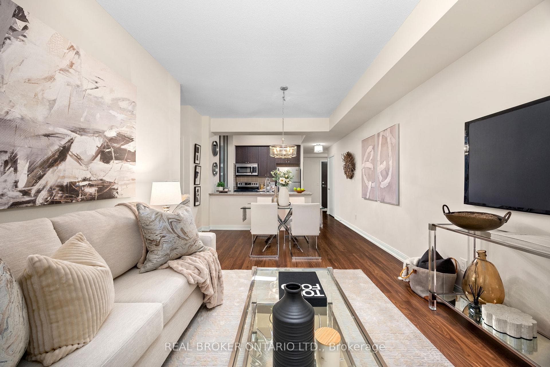 181 Village Green Square Unit 119 photo 5