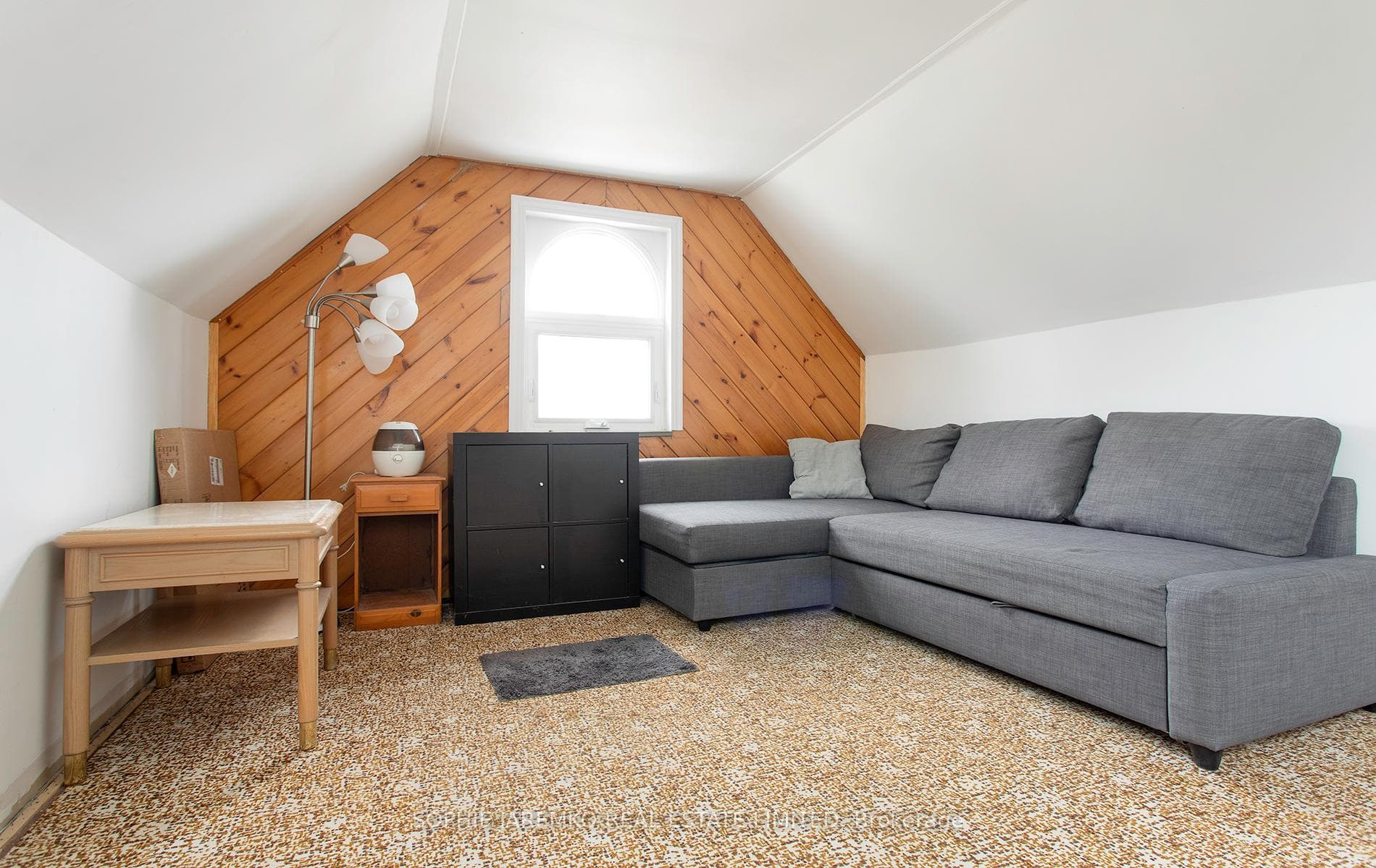 144 Eileen Avenue photo 33