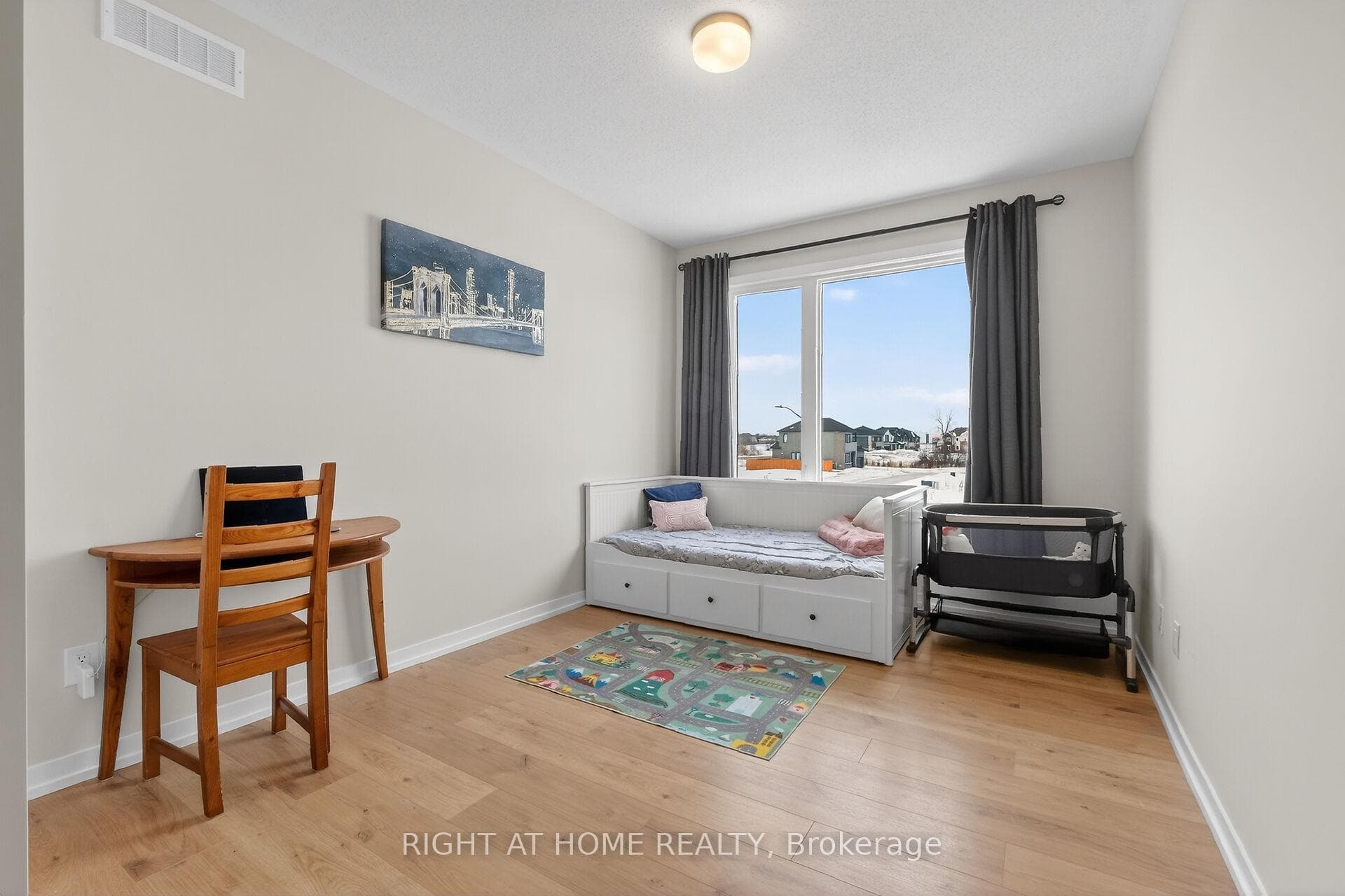 511 Elation Heights photo 31