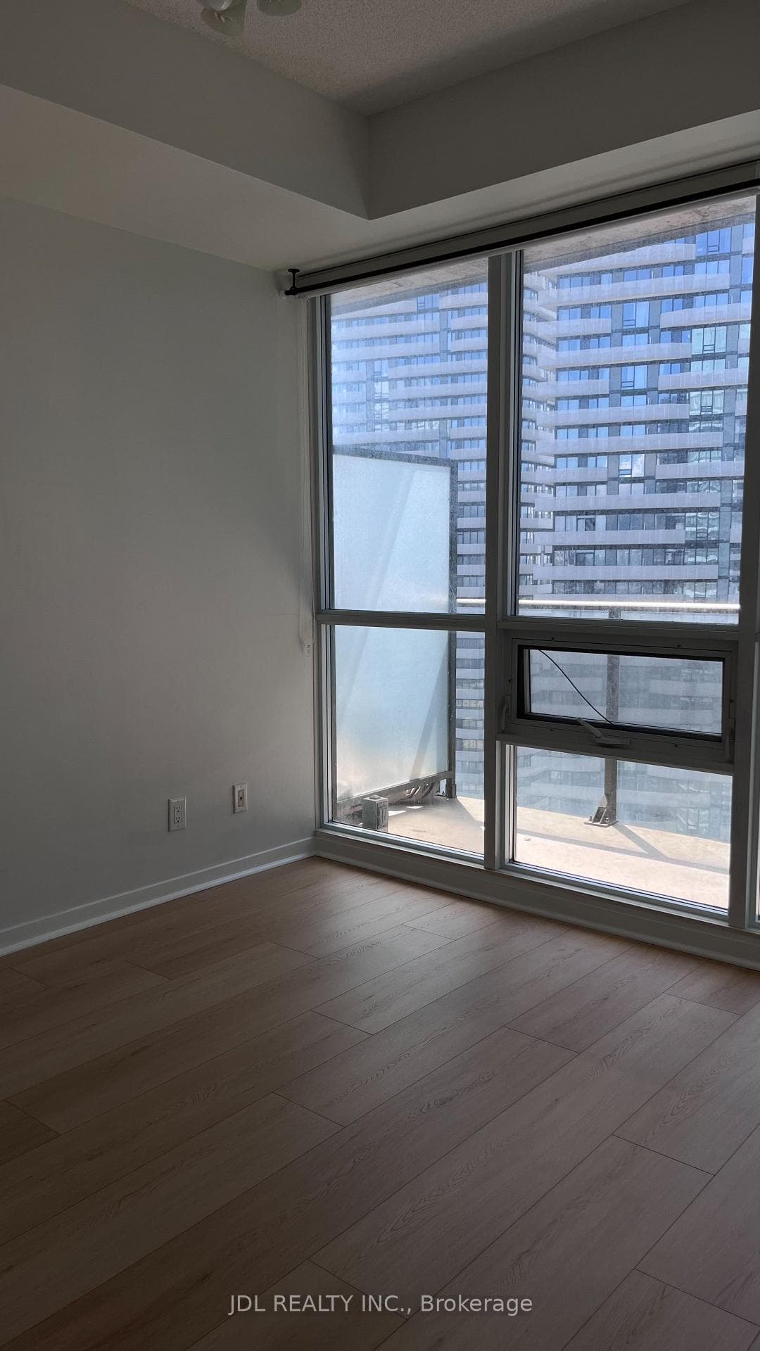 65 Bremner Boulevard Unit 4501 photo 6