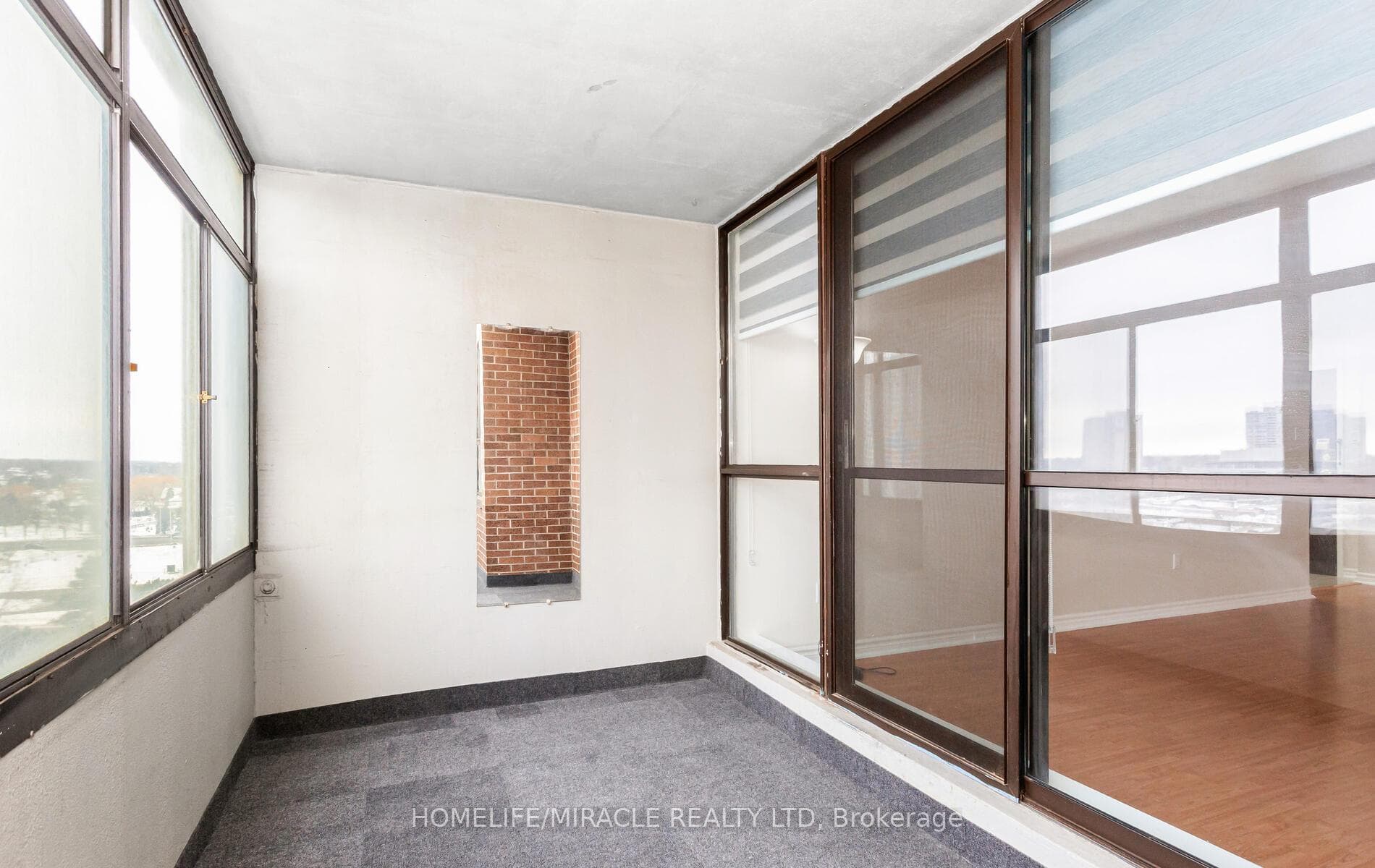15 Kensington Road Unit 1102 photo 30