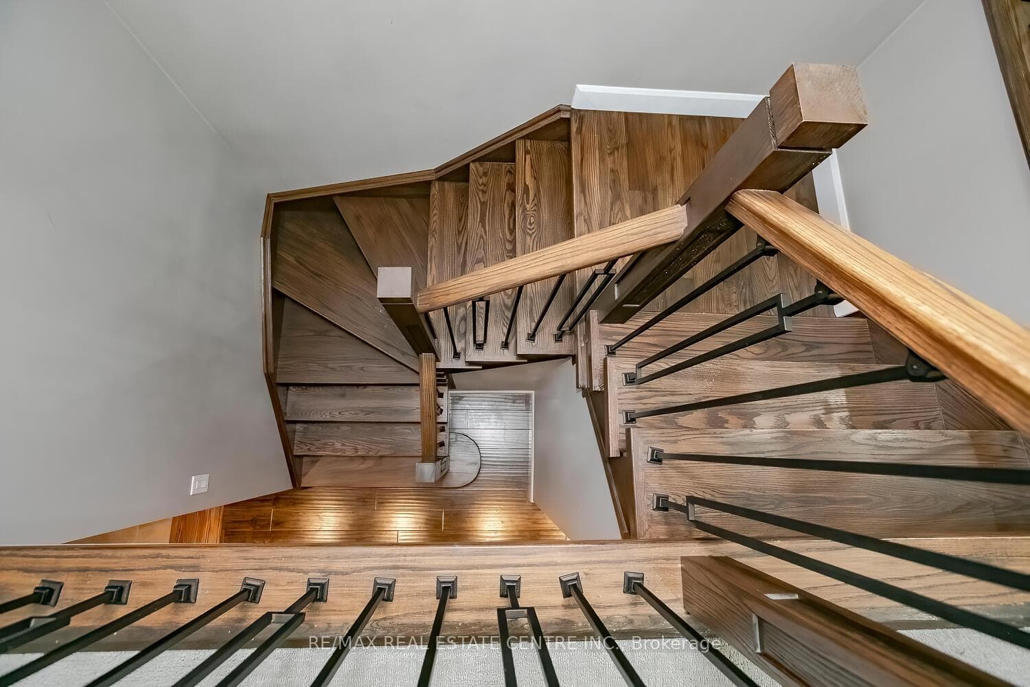 4 Mccrimmon Drive photo 12