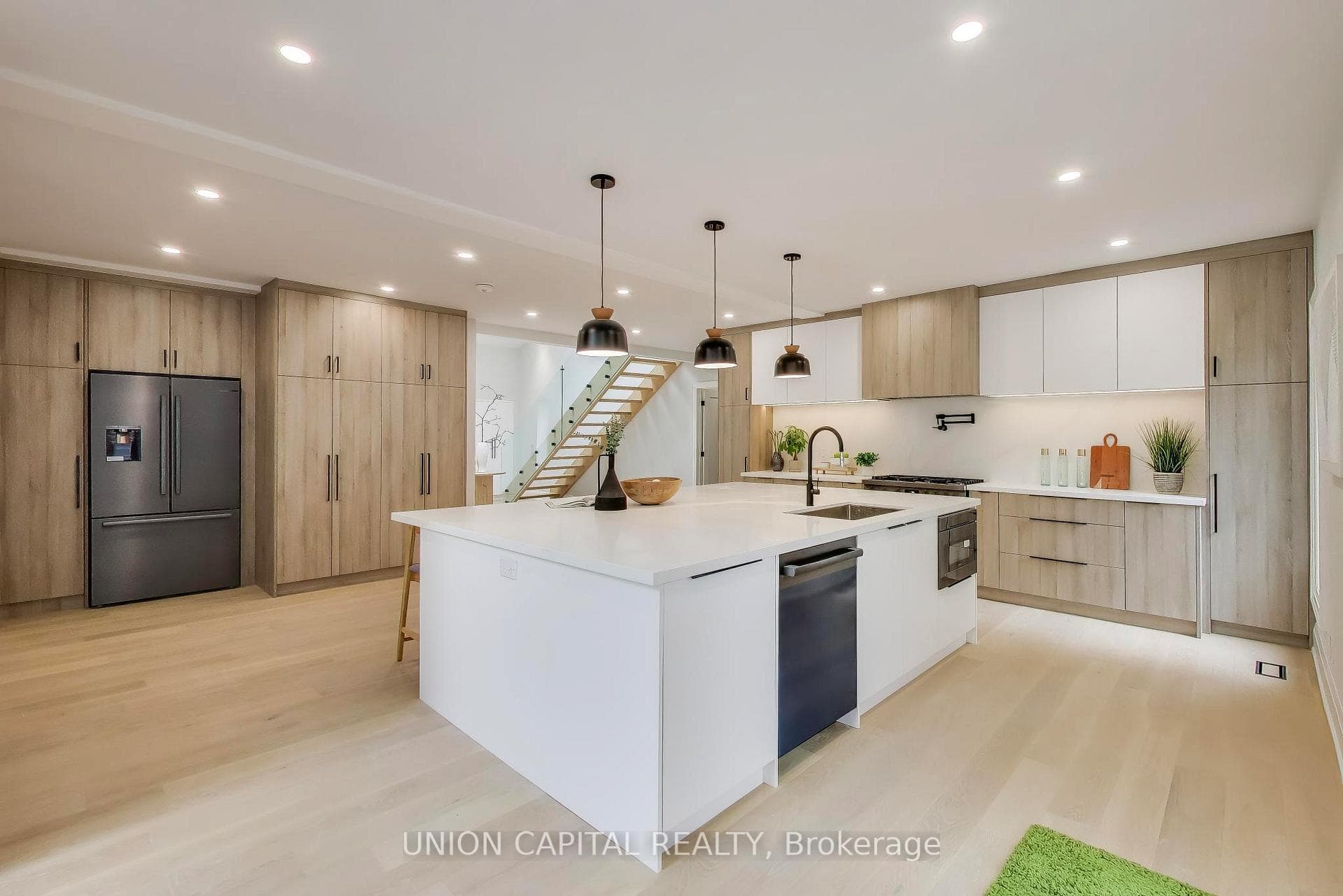58 Forsyth Avenue photo 2
