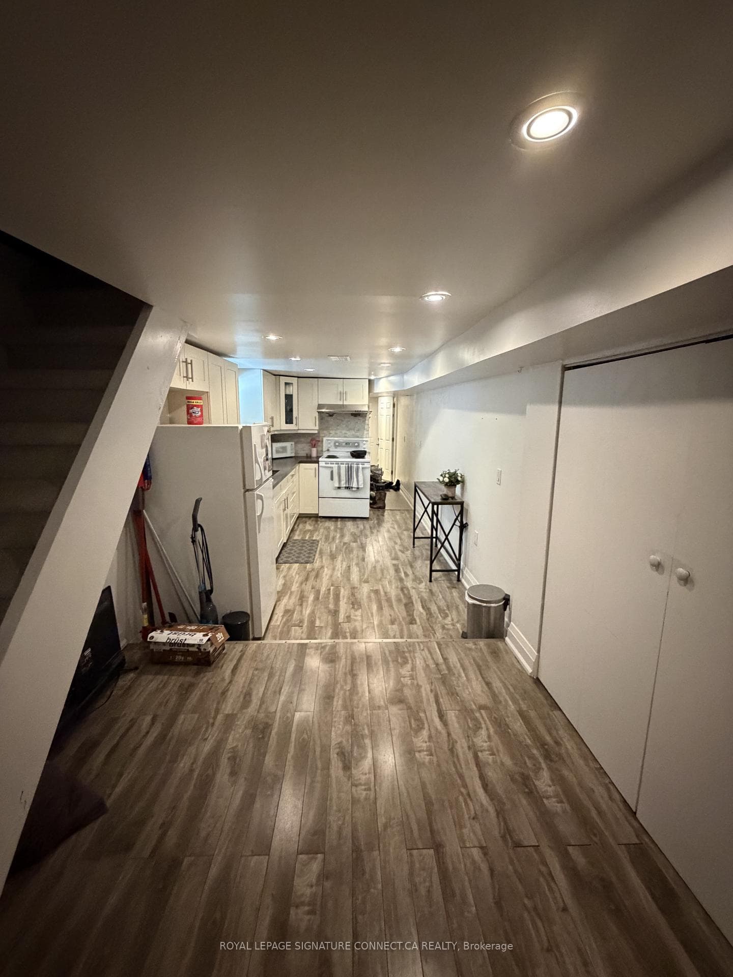 3 Rolyat Street Unit Lower photo 8