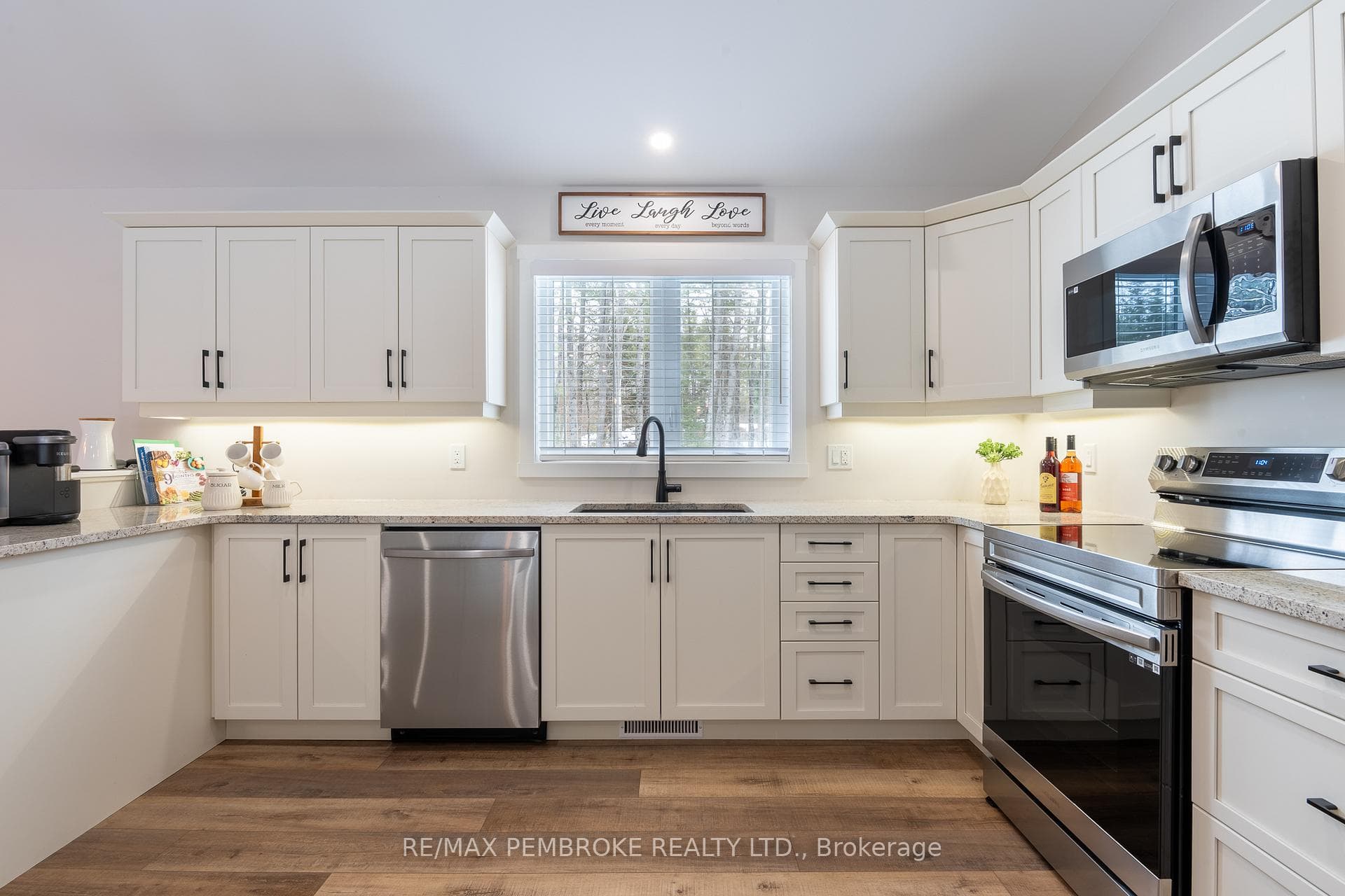 13 Rantz Road photo 18