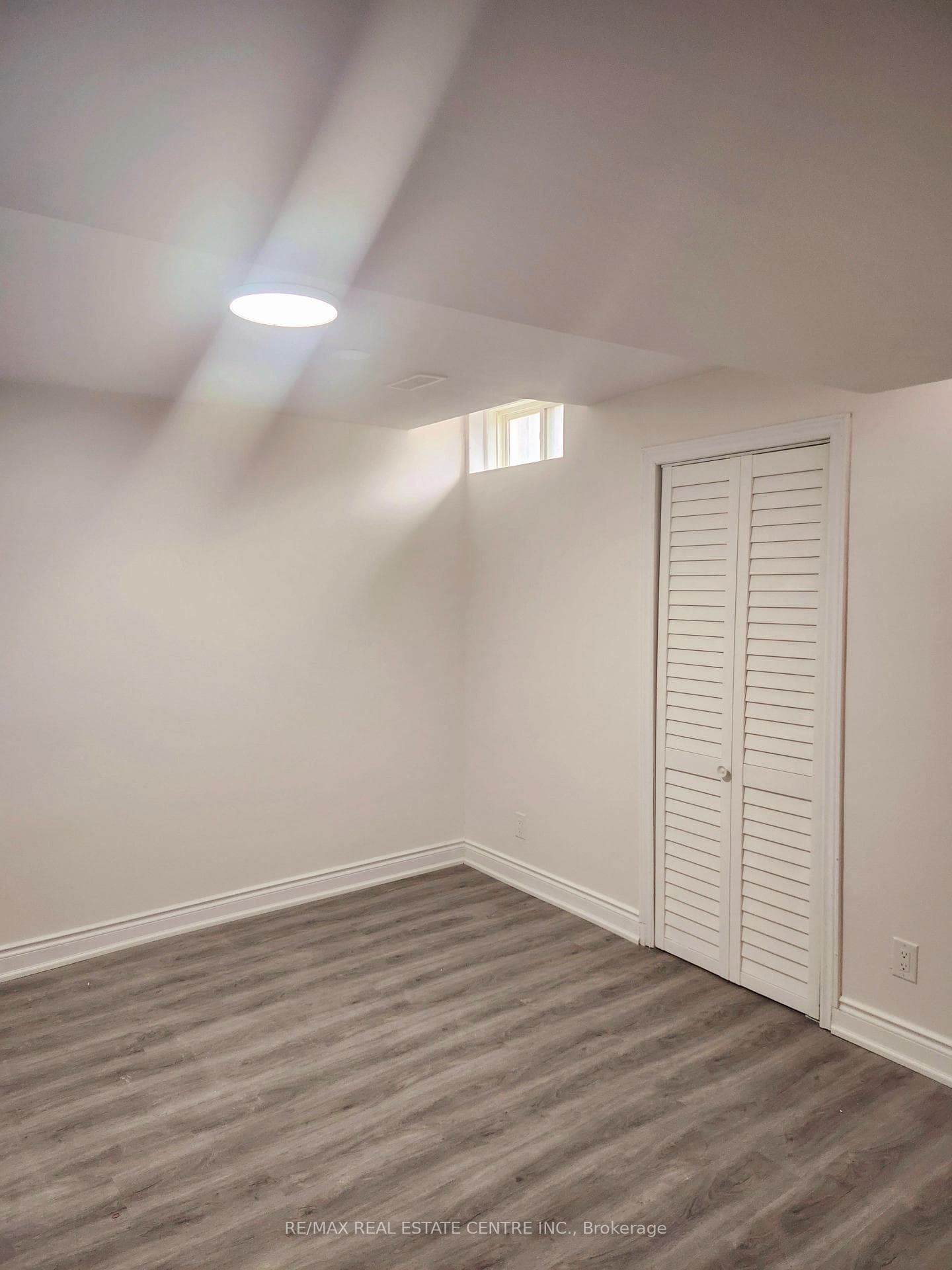 6 Goswell Street Unit LOWER photo 2