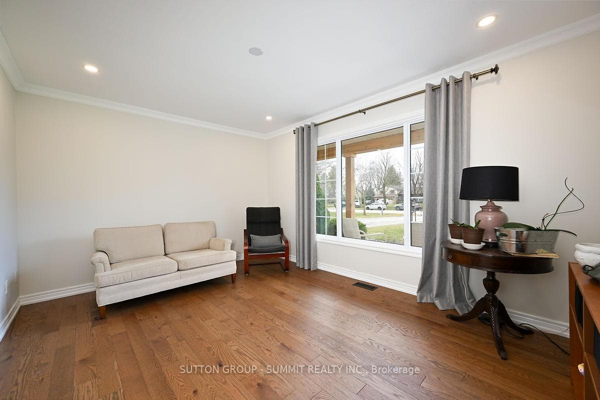 16 Cumminsville Drive photo 14