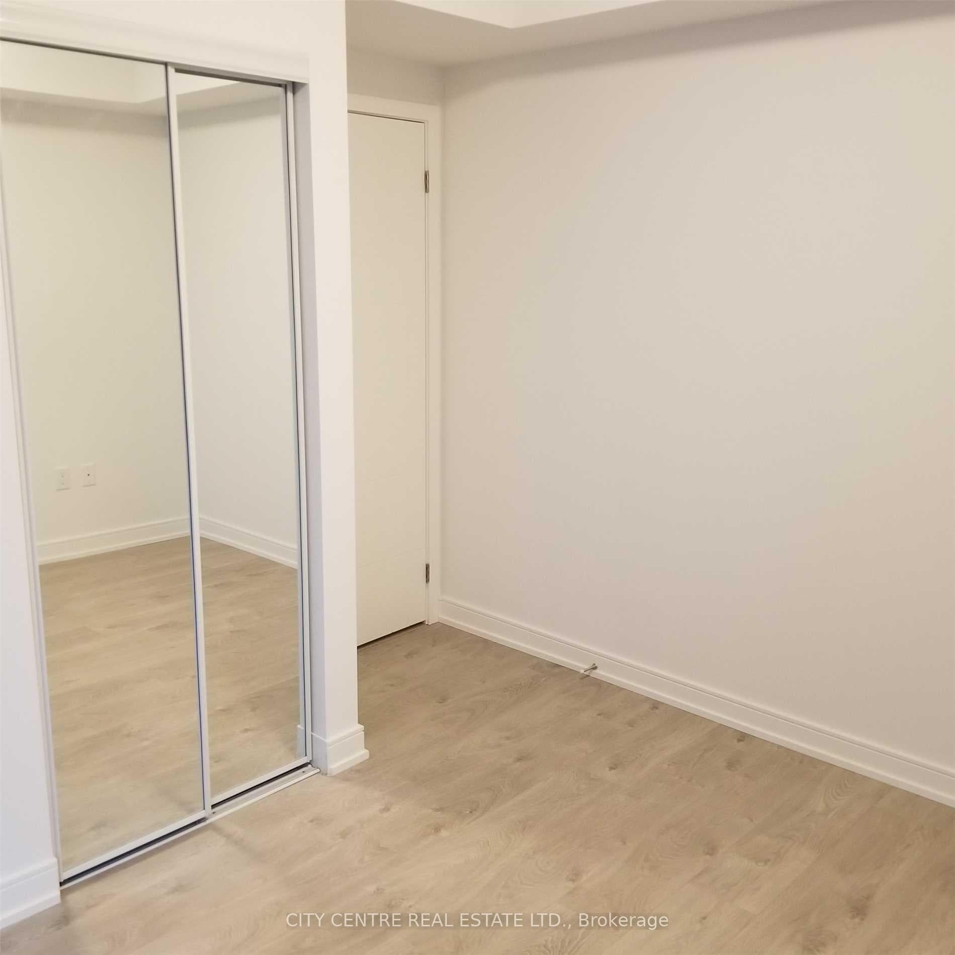 50 Wellesley Street Unit 801 photo 5