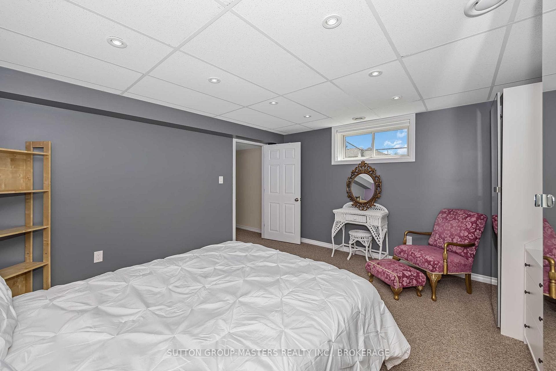 257 Starlight Place photo 40