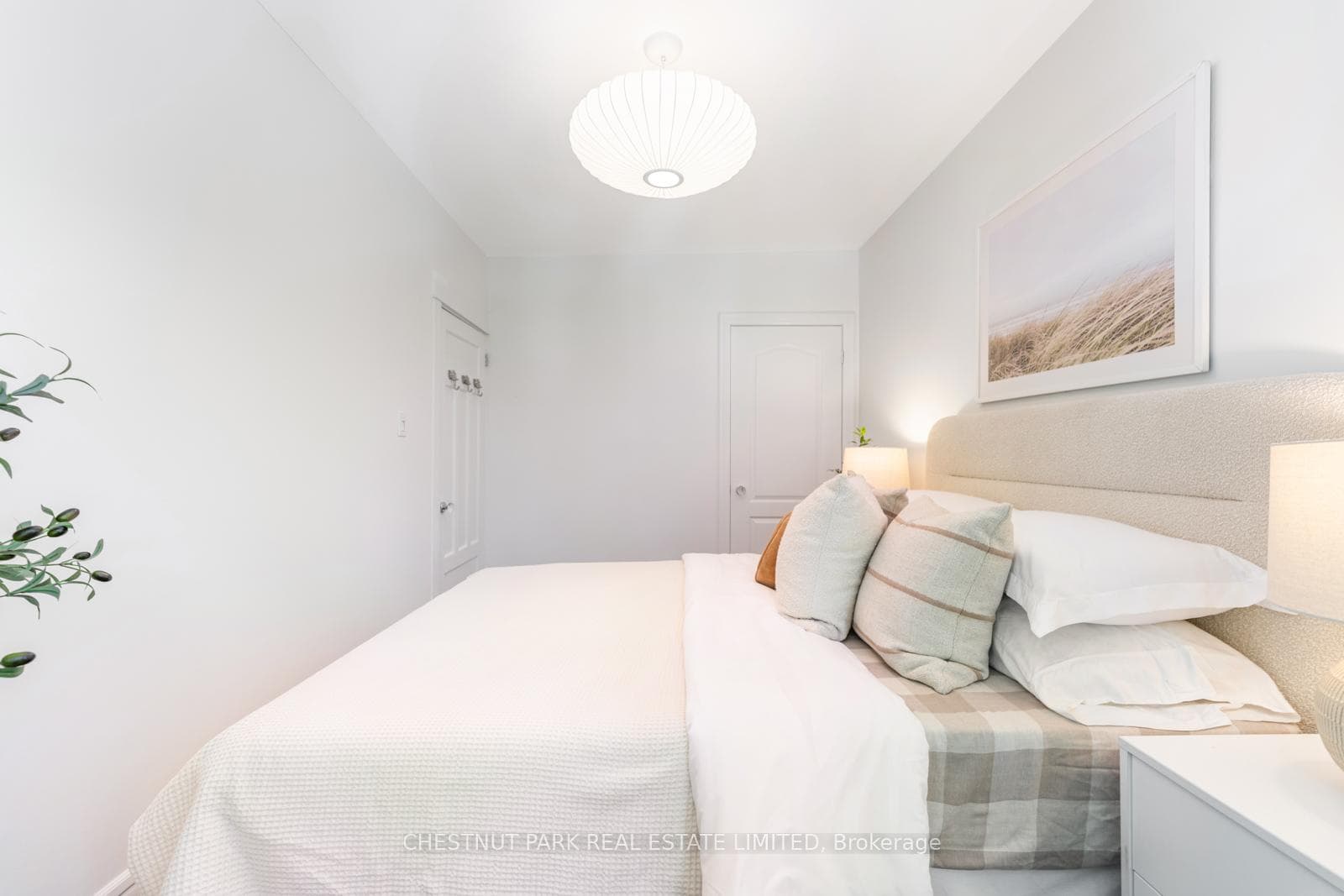 266 Waverley Road photo 21